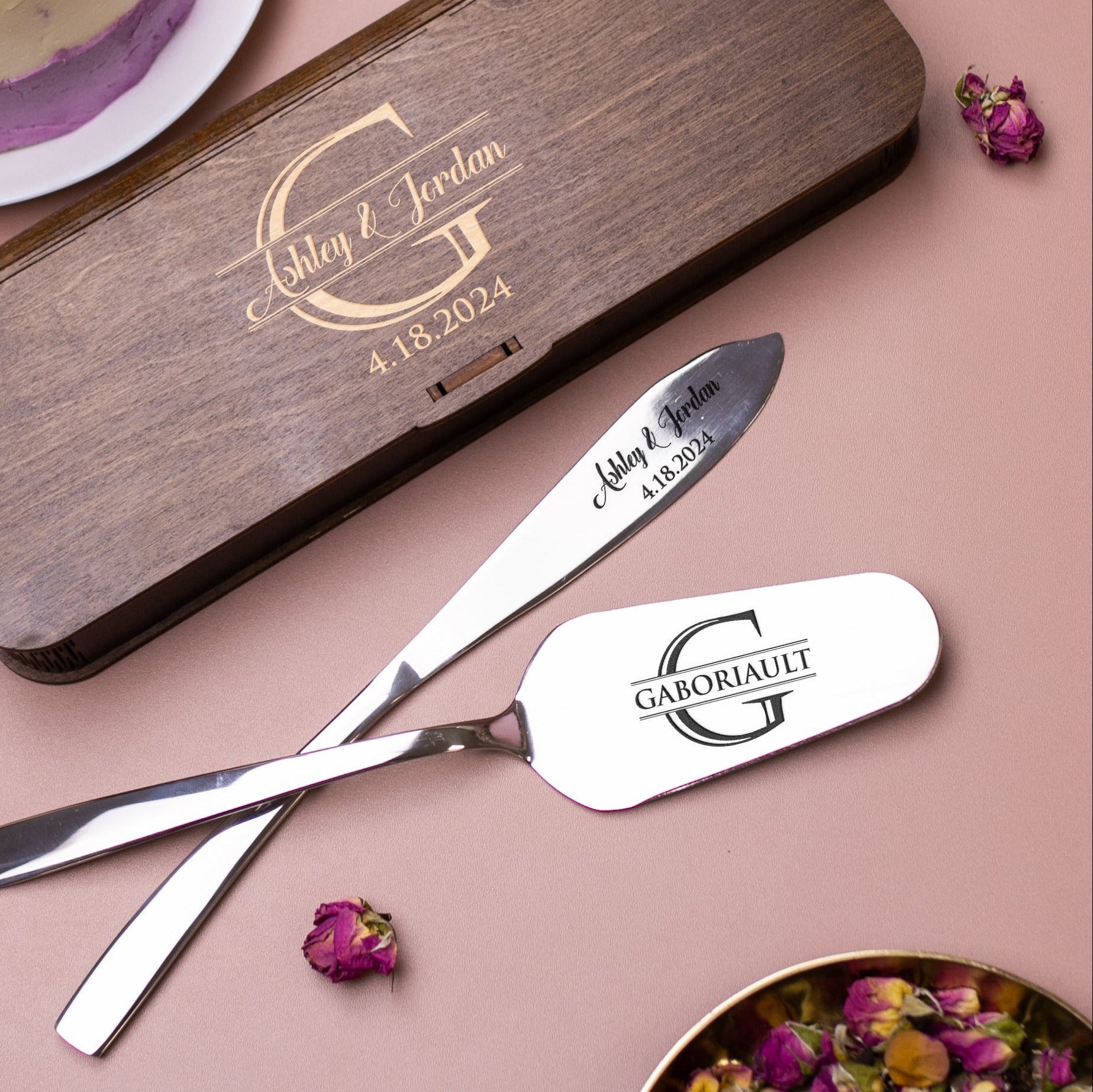 Engraved Wedding Cake Server Set - Bridal Shower Gift