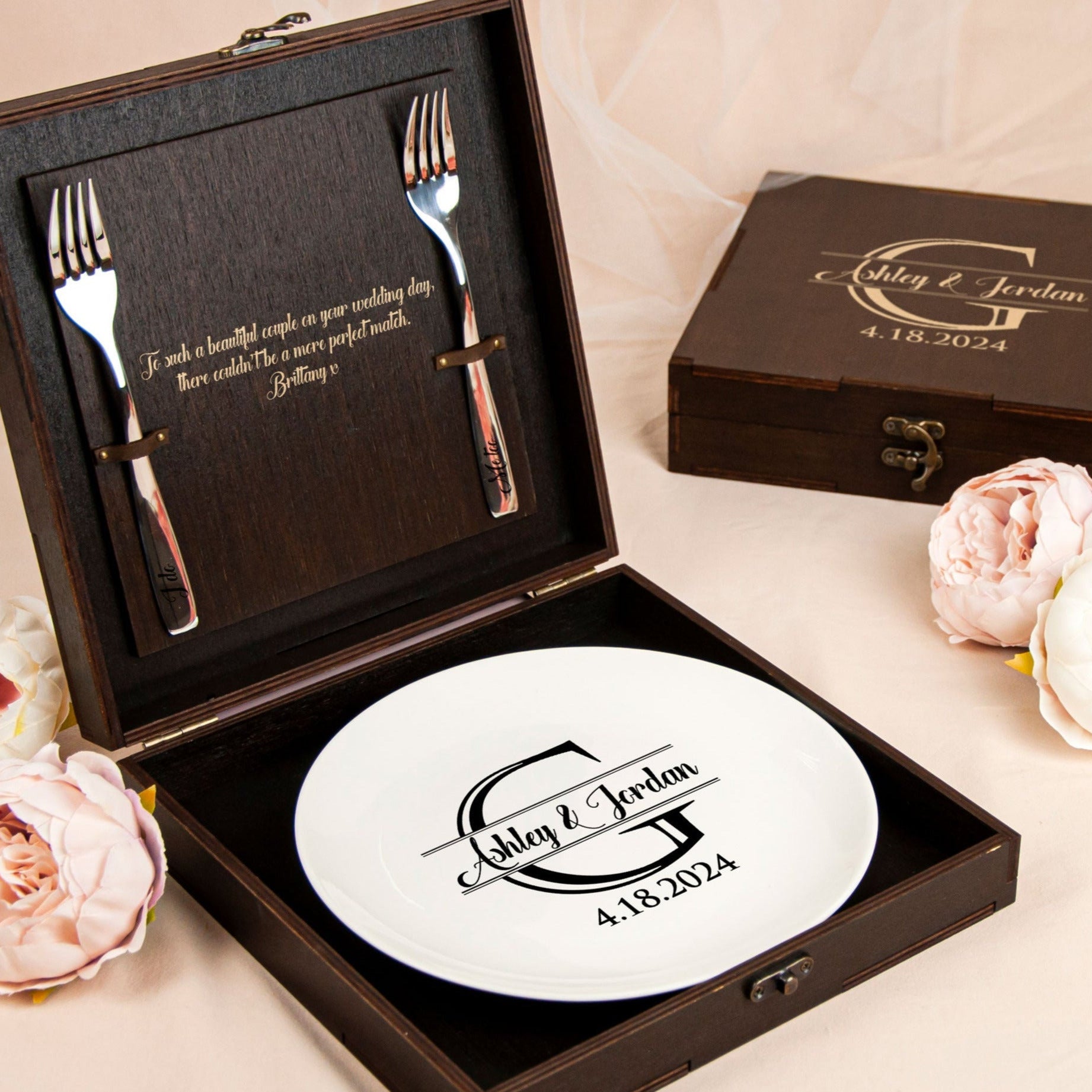 Name Plate with Family Monogram & Engraved Forks - Wedding Gift for Couple
