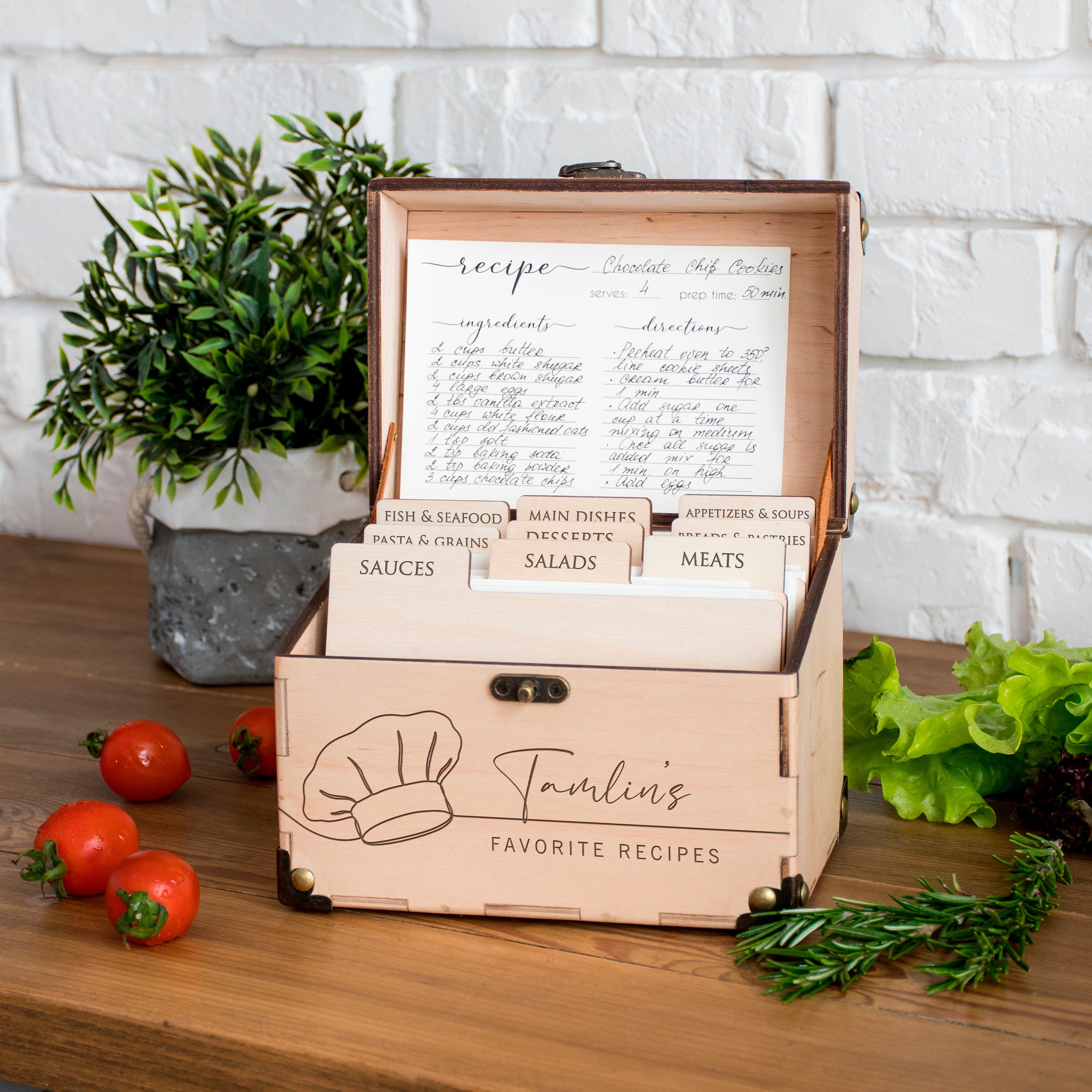 Wooden Recipe Box 4x6 or 5x7 - Personalized Bridal Shower Gift