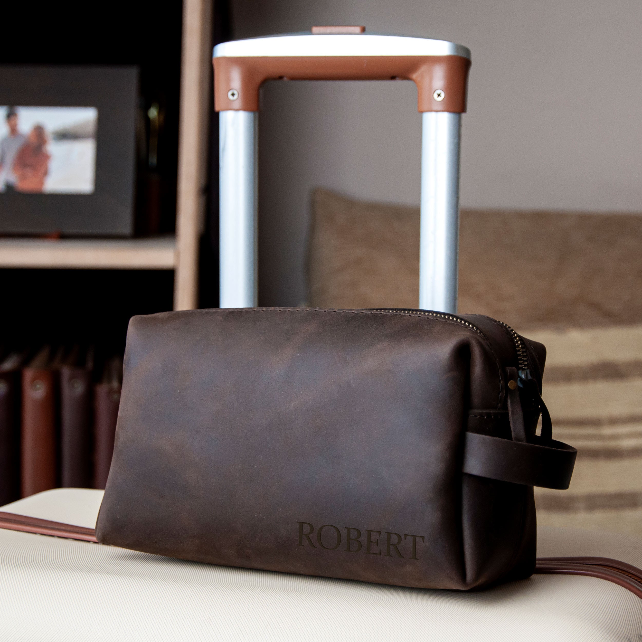 Personalized Leather Grooming Kit – Men’s Dopp Toiletry Bag