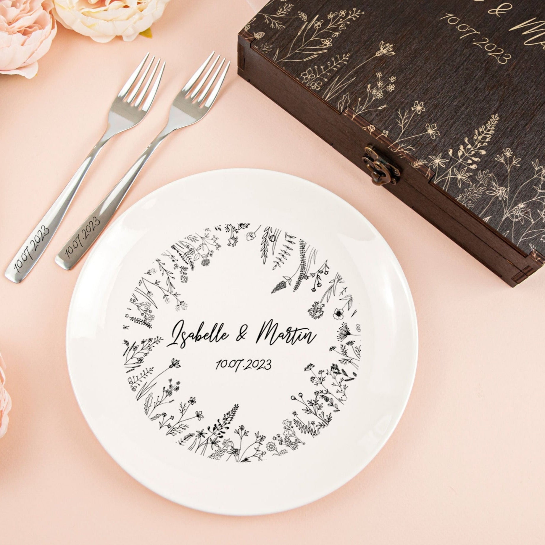 Mr & Mrs Plate with Forks Set with Wildflowers - Engagement Gifts