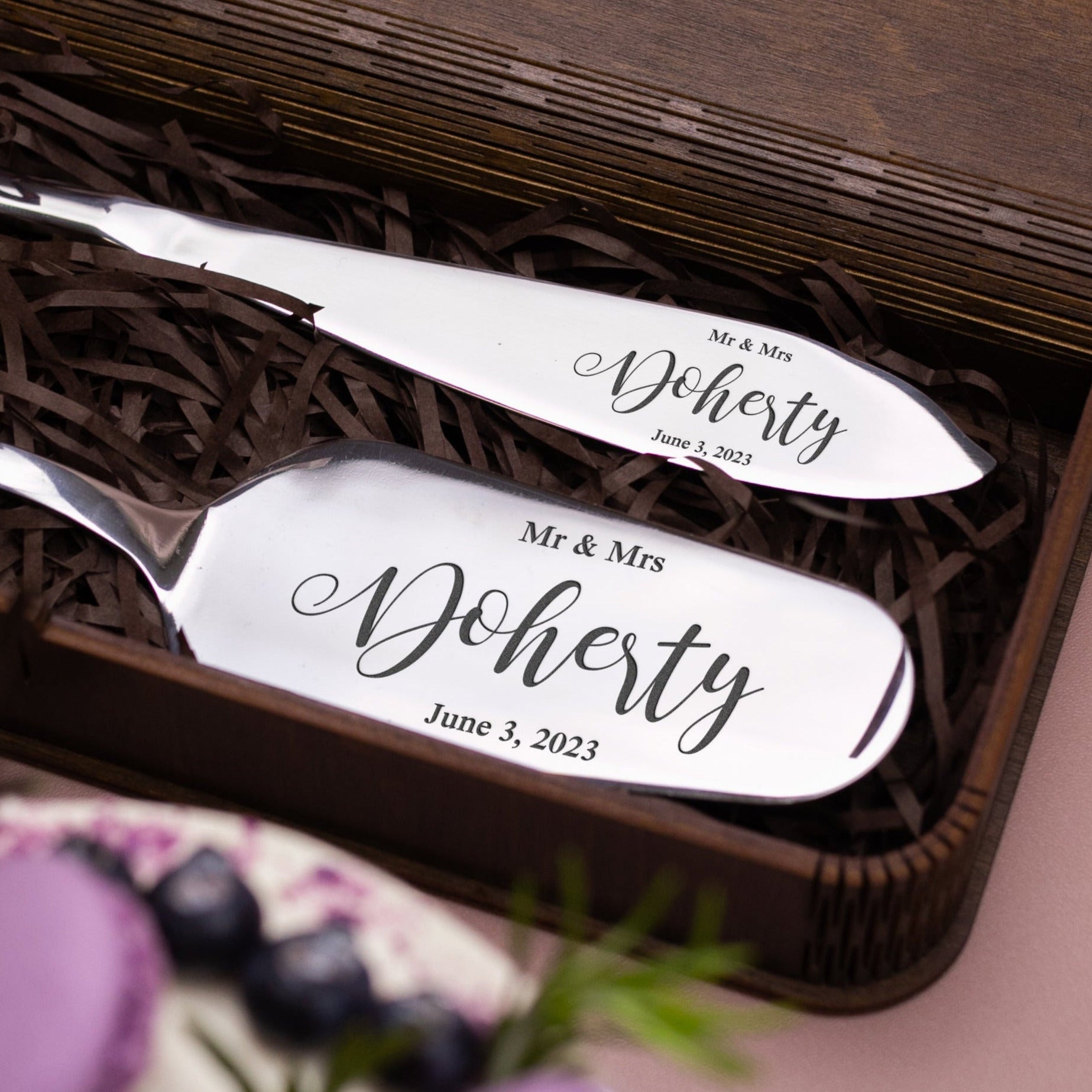 Personalized Wedding Cake Server Set - Engraved Cake Knife & Server