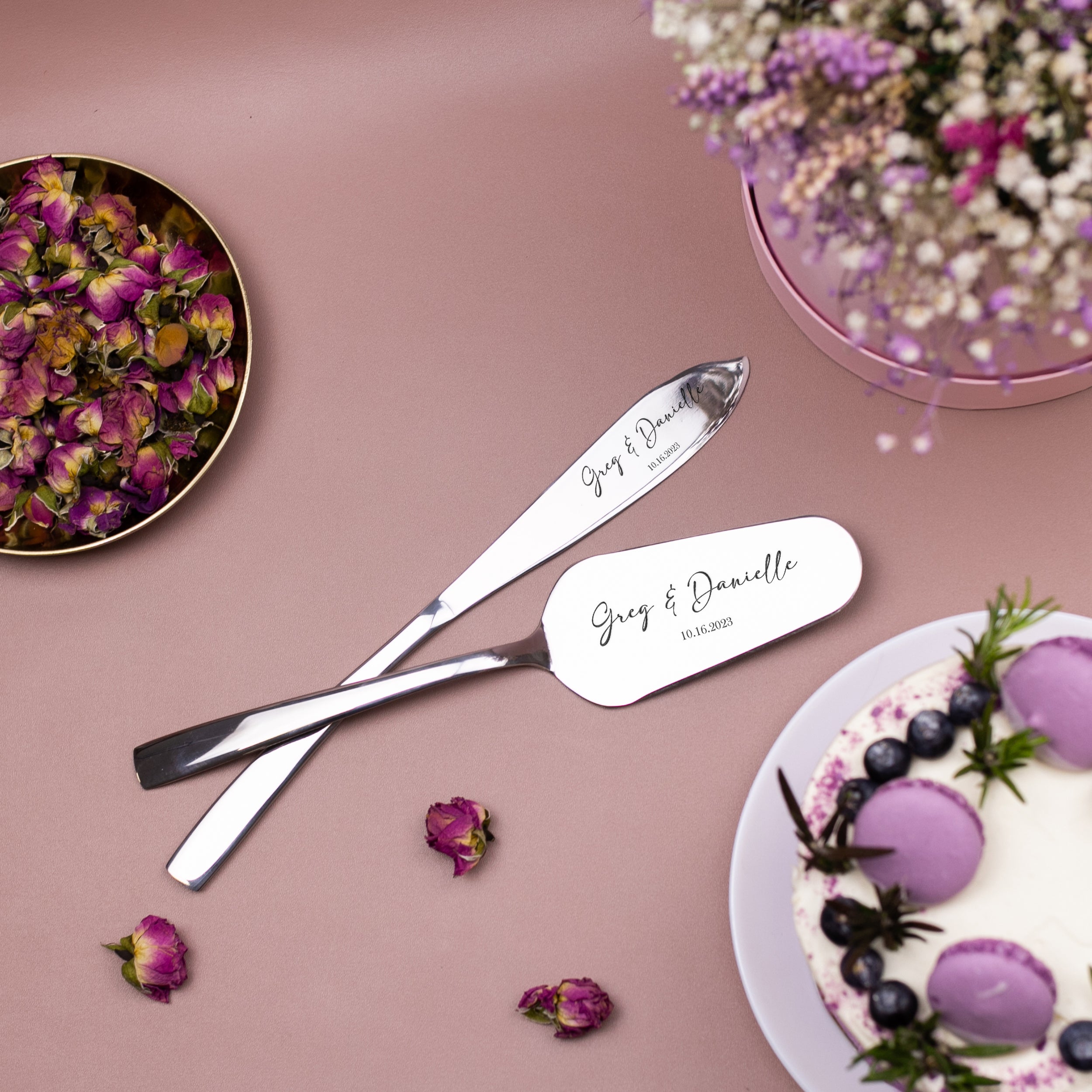 Rustic Wedding Cake Server Set - Personalized Cake Cutting Set
