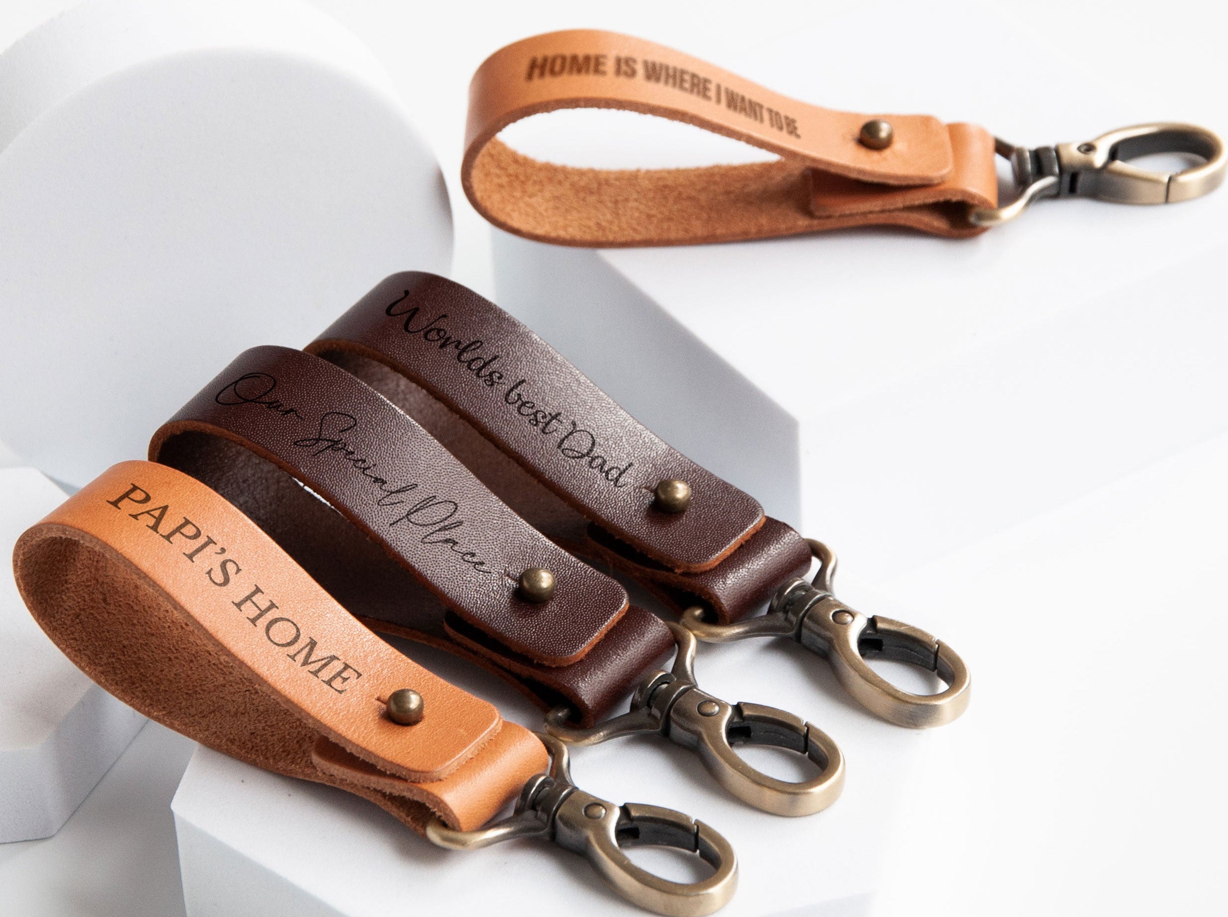 Personalized Leather Keychain, Monogrammed Keychain, Groomsmen Gift, B –  UrWeddingGifts