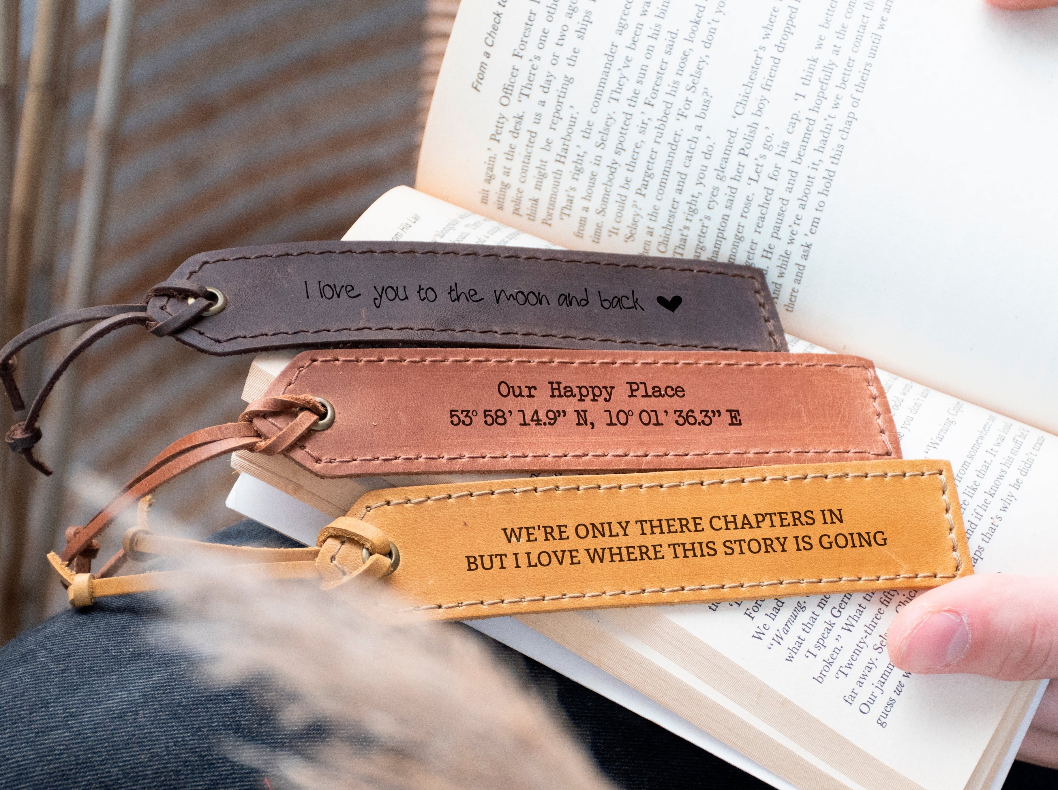 Personalized Leather Tags - Travel Accessories for Couple –  WoodPresentStudio