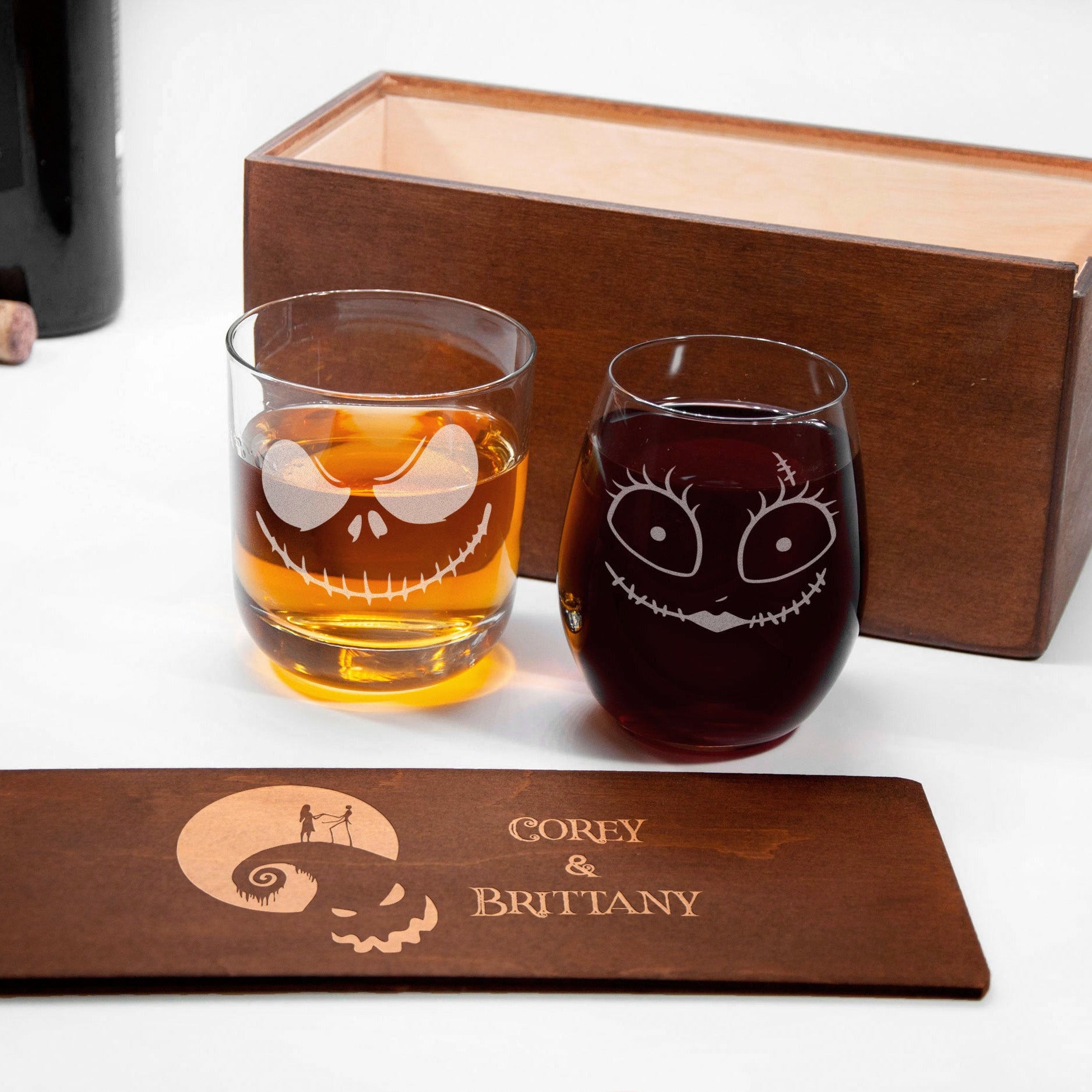 Halloween Wedding Toasting Glasses - Mr and Mrs Wedding Gifts