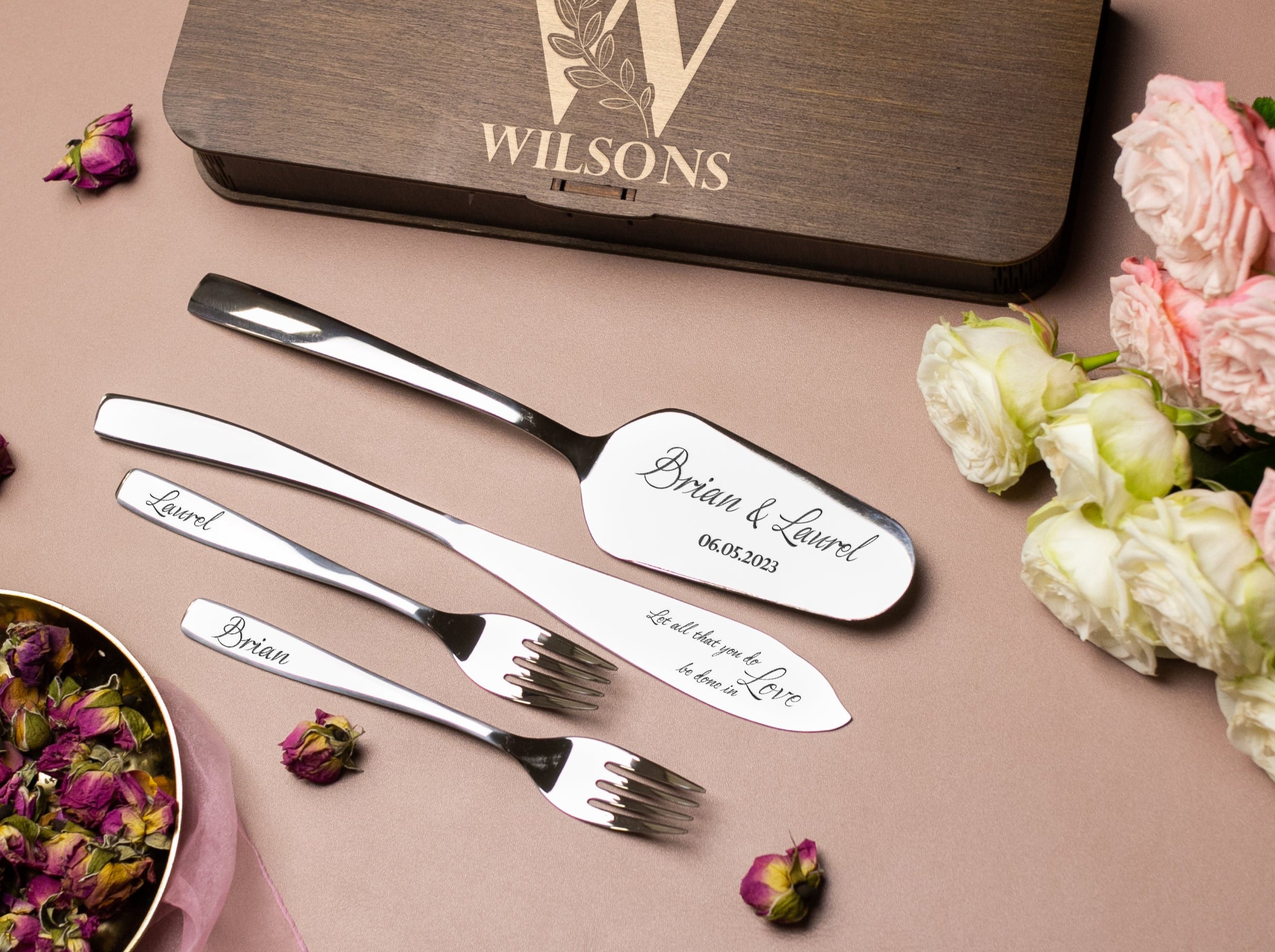 Personalized Cake Cutting Set with Cake Forks and Bible verse