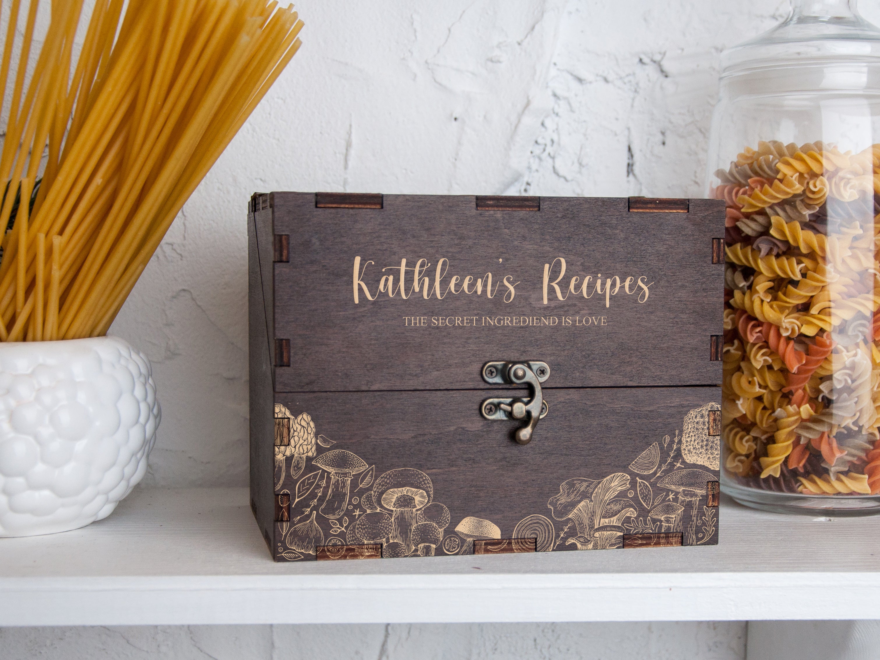 Mushrooms recipe box with recipe dividers & cards - Gift for a sister on wedding day