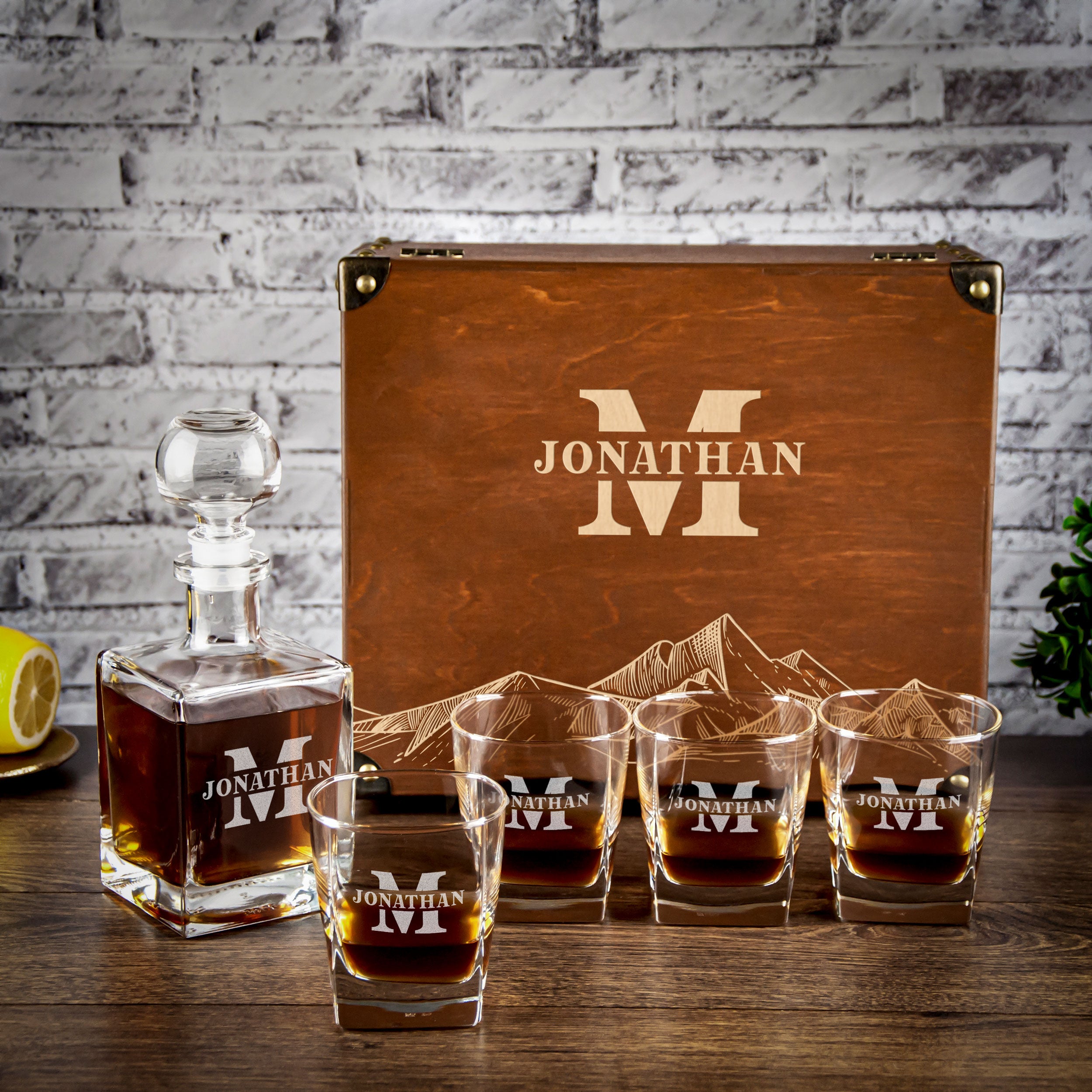 Engraved Whiskey Decanter Set - Retirement Gift for Boss ...