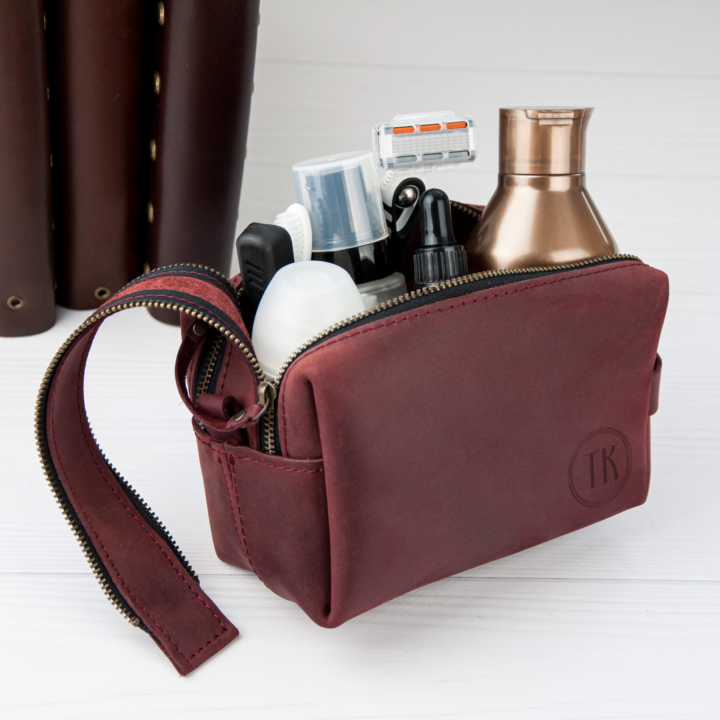 Personalized Leather Grooming Kit – Men’s Dopp Toiletry Bag