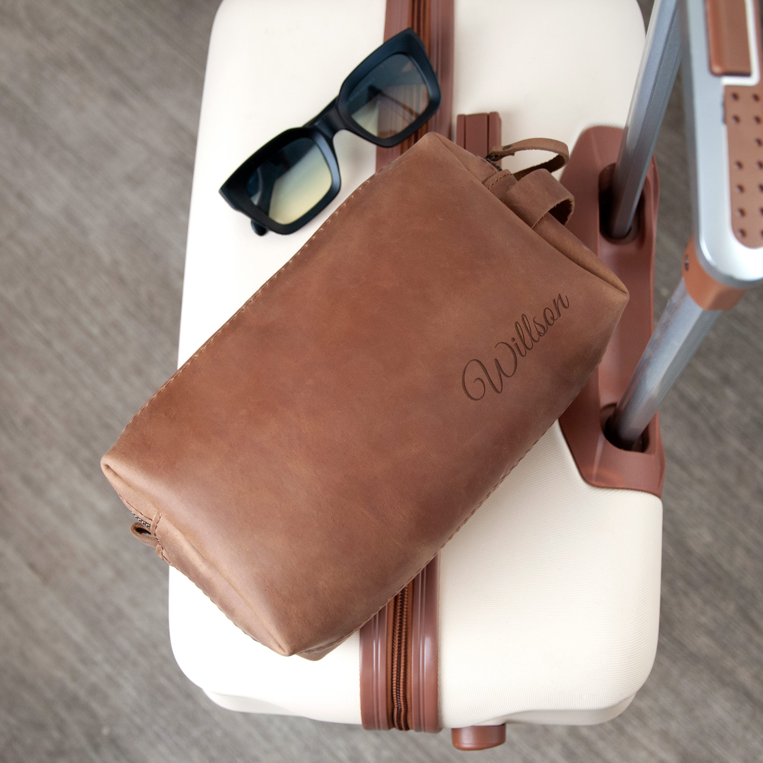 Groomsmen Toiletry Bag – Personalized Leather Dopp Kit for Wedding Gift