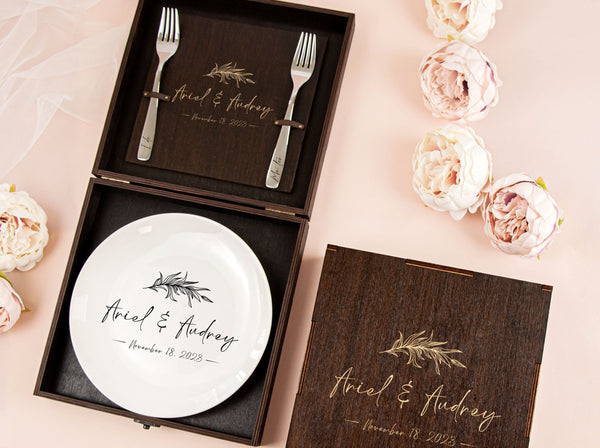 Wedding Cake Plate & Engraved Forks - Bridal Shower Gift for Bride to Be