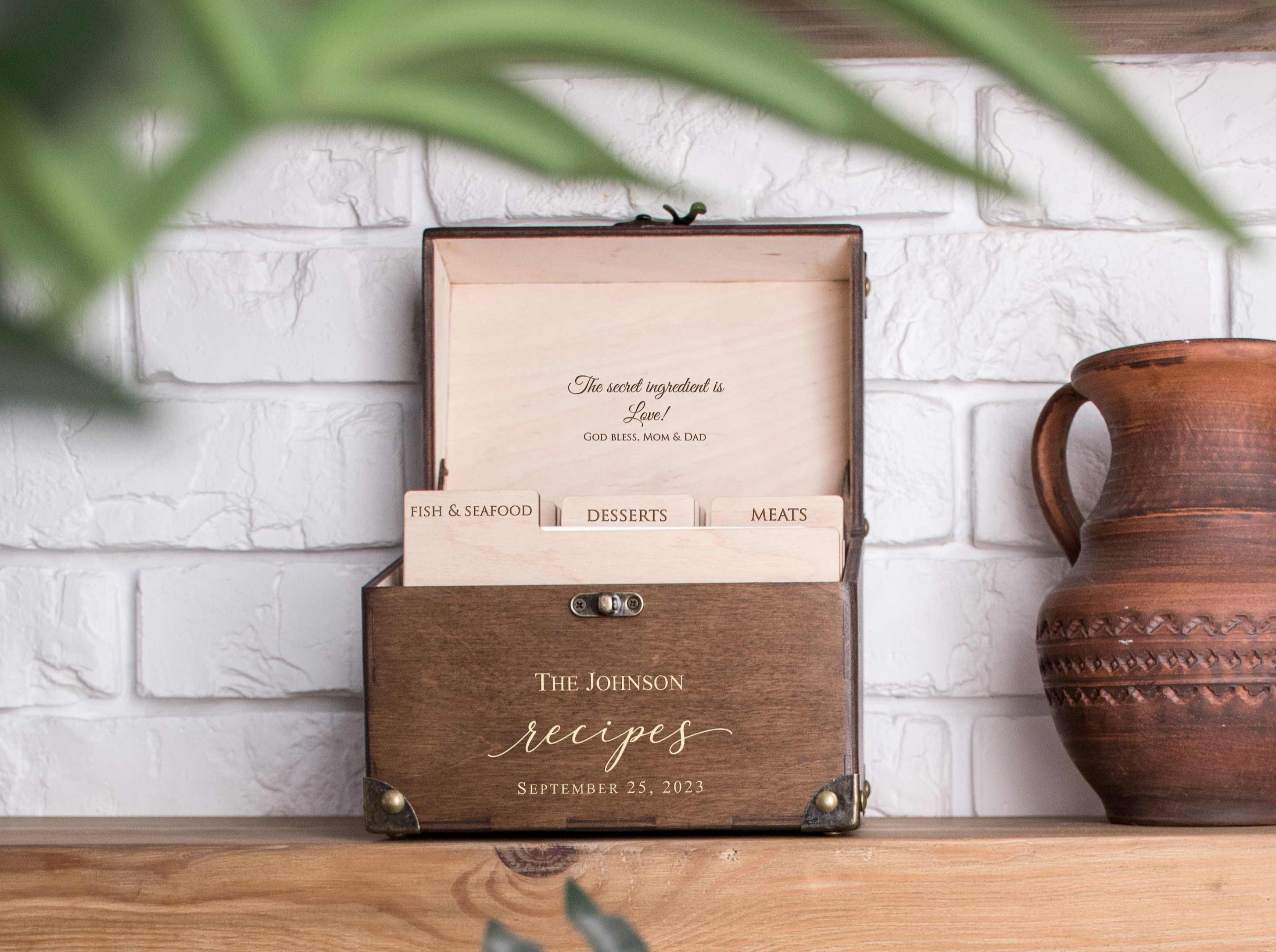 Wooden Heirloom Recipe Box with Dividers and Cards - Kitchen Recipe Storage Box