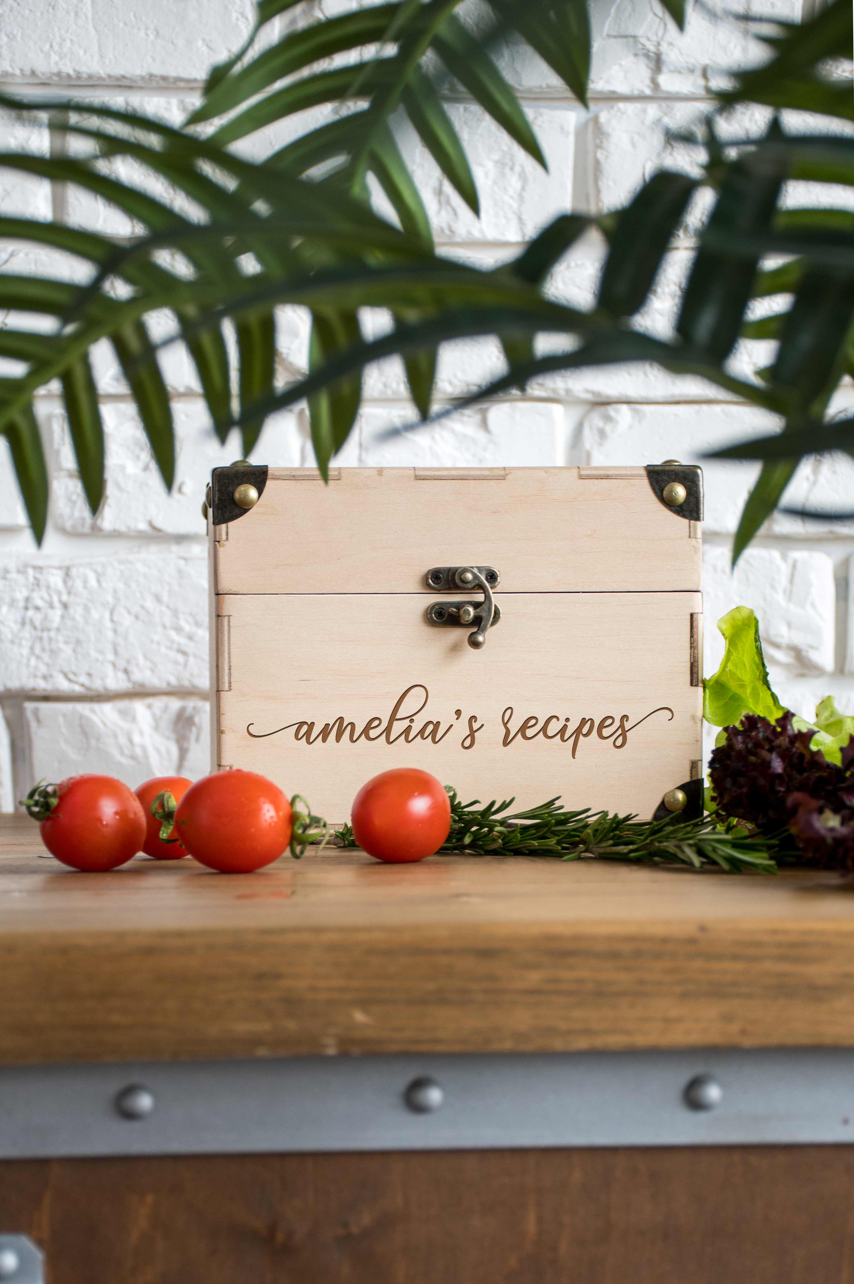 Wooden Recipe Box 4x6 or 5x7 - Personalized Bridal Shower Gift