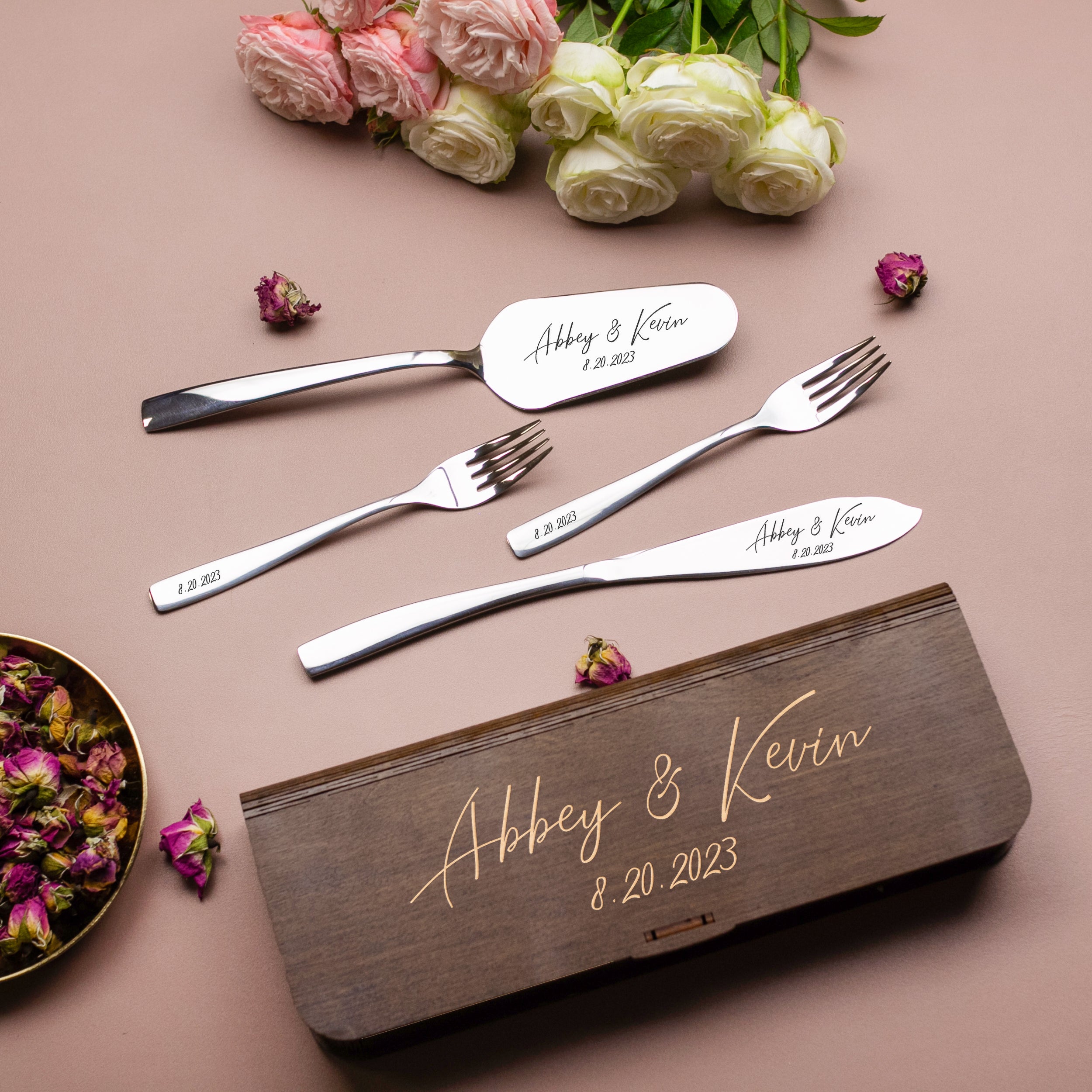 Engraved Cake Knife & Server with forks Set - Serving Accessories for Wedding