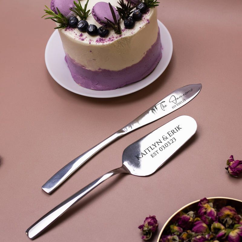Personalized Cake Cutting Set - Wedding Gift for Couple