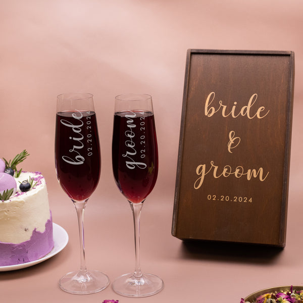 Set of 2 Wedding Champagne Glasses - Custom Groom Bride Glasses