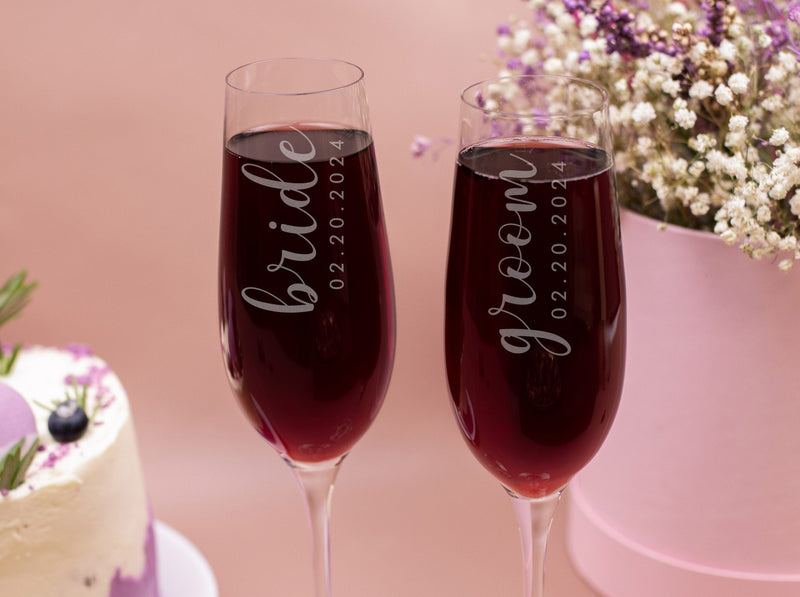 Set of 2 Wedding Champagne Glasses - Custom Groom Bride Glasses