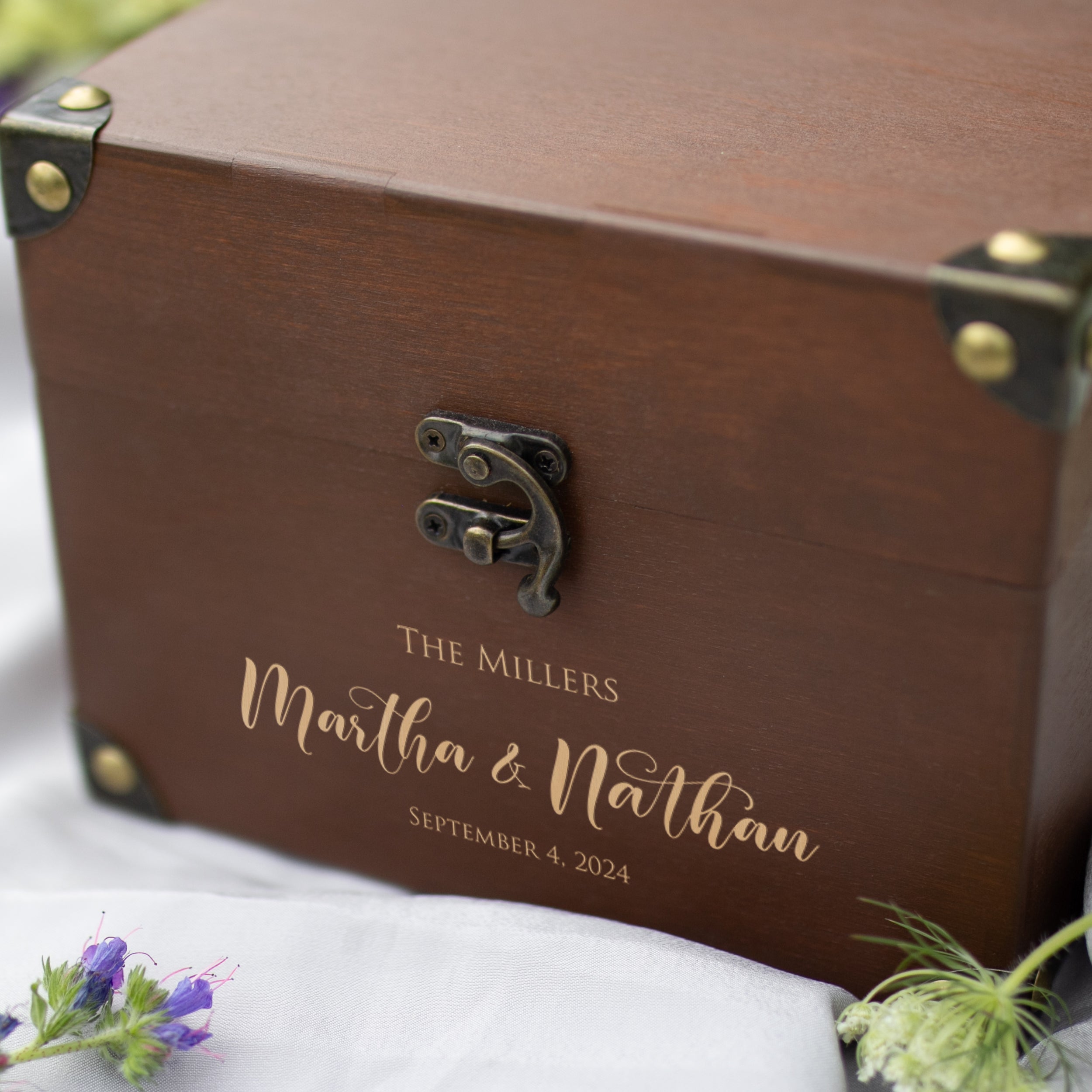 Alternative Wedding Guest Book - Wedding Memory & Advice Box with Lock
