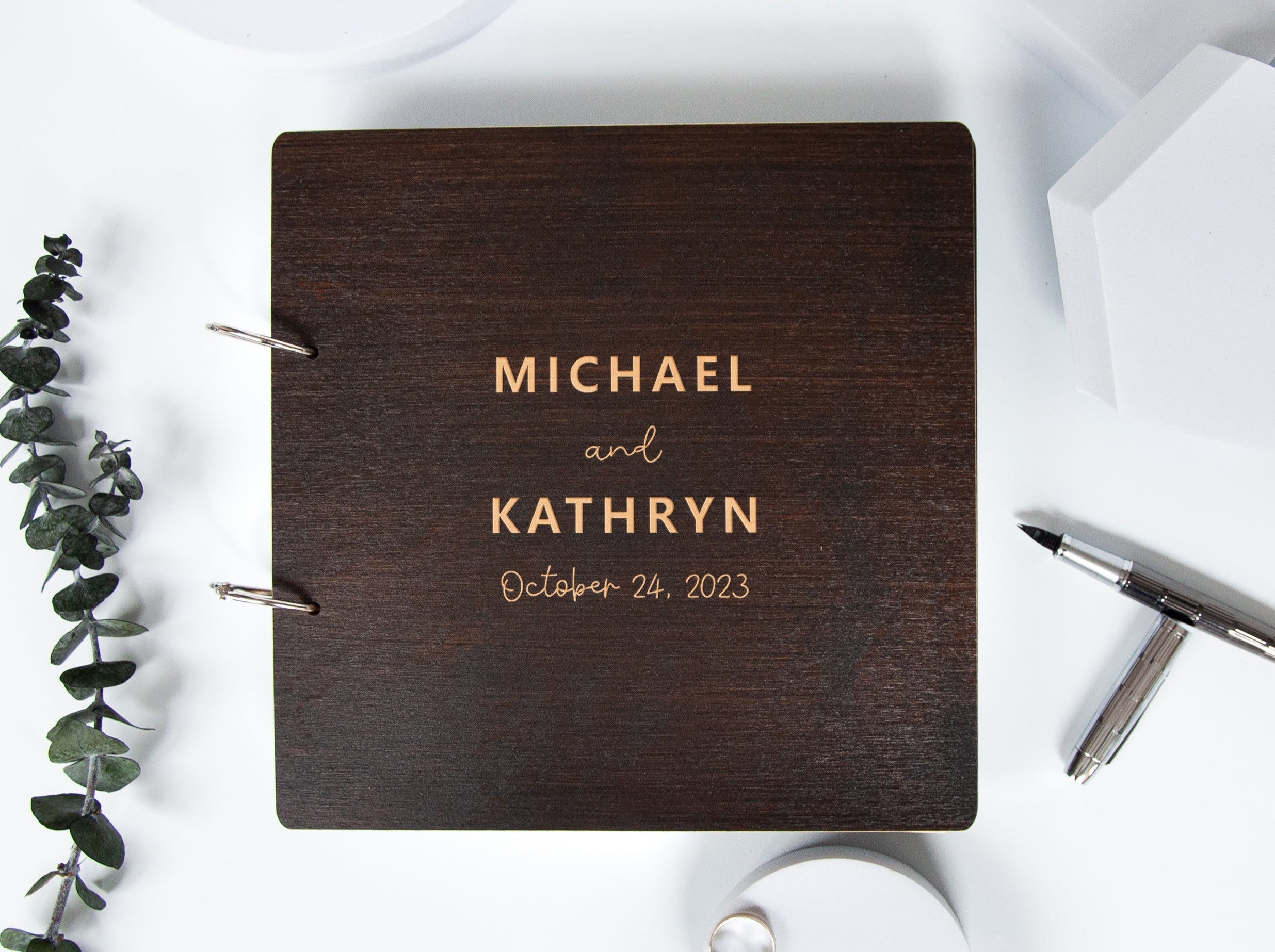 Rustic Wedding Guestbook - Bride & Groom Wedding Album