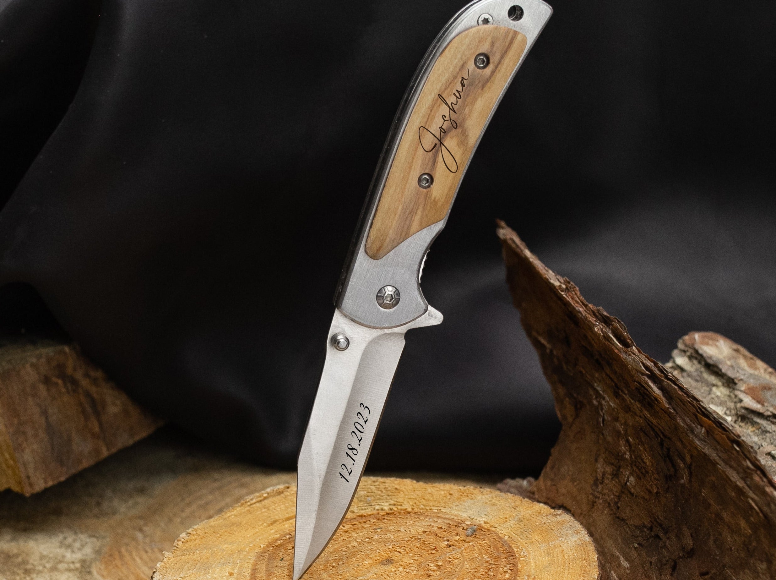 Engraved Folding Knife - Personalized Christmas Gift for Dad