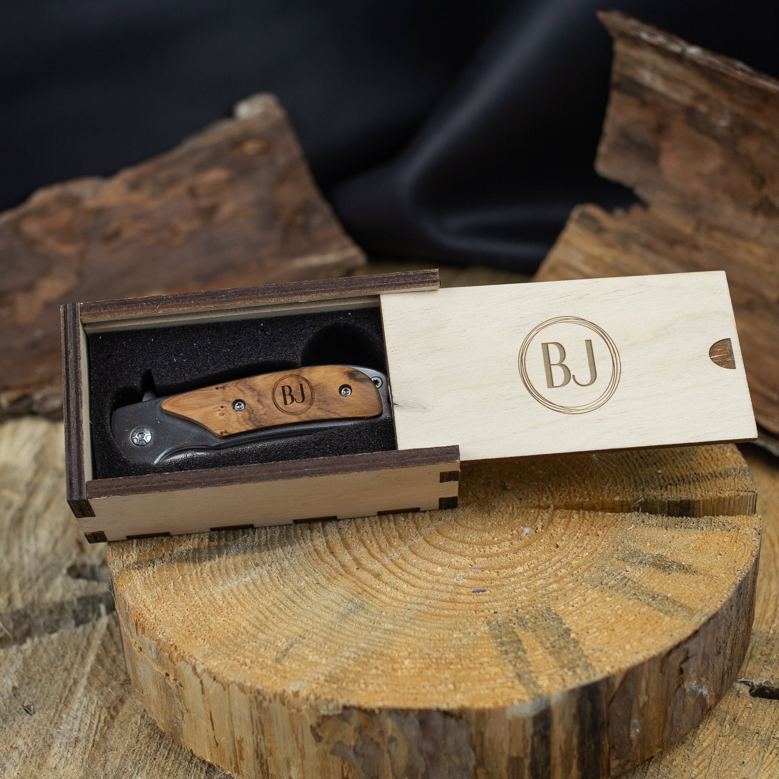 Engraved Mens Knife - Fathers Day Gift from Daughter