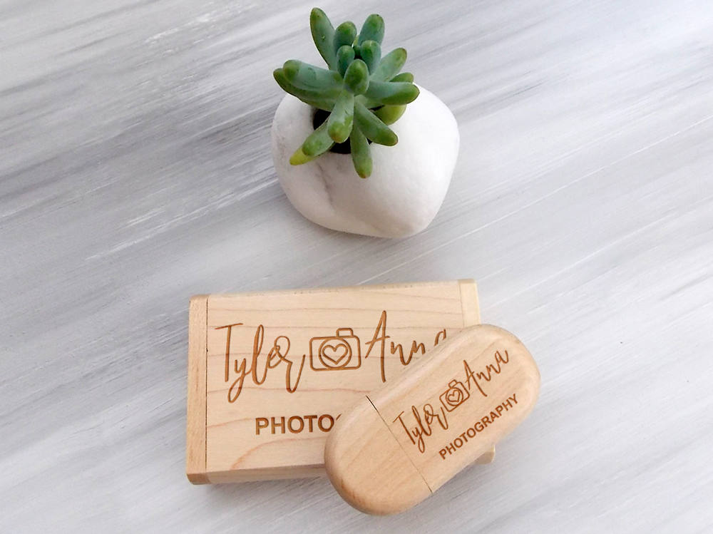 16-64GB USB Flash Drive Bridesmaid Gift Personalized USB Flash Drive Custom Wedding Gift Wood USB Wedding Keepsake Engraved Wedding Gifts