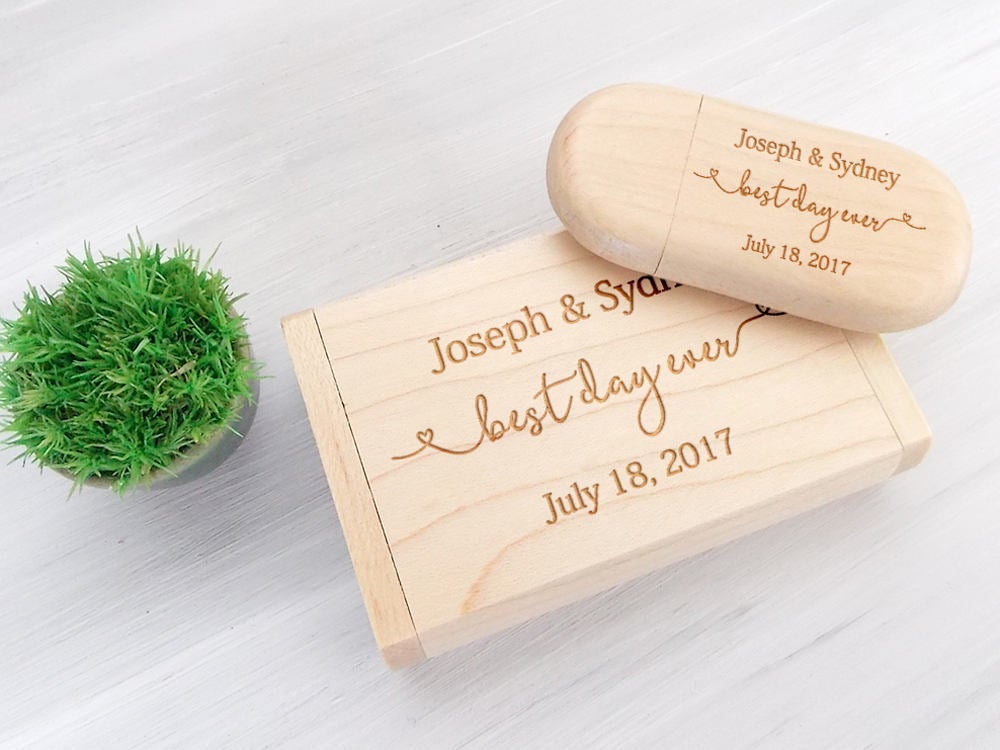 Family Memories 32GB USB Wedding Keepsake Custom Wedding Gift Couple Personalized USB Flash Drive Engraved Gift Wedding Memories Wood USB