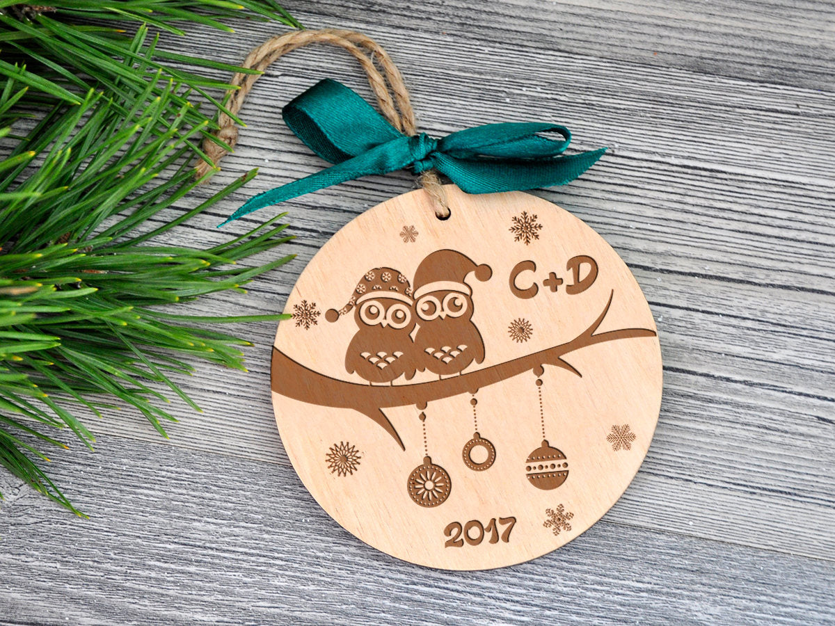 Personalized Christmas Ornaments - Engraved Owls Decoration