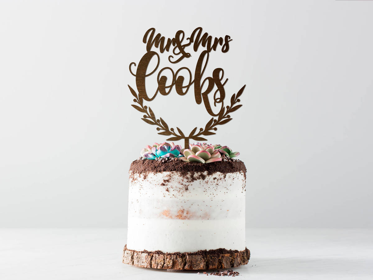 Rustic wedding cake topper - Mr and Mrs modern topper