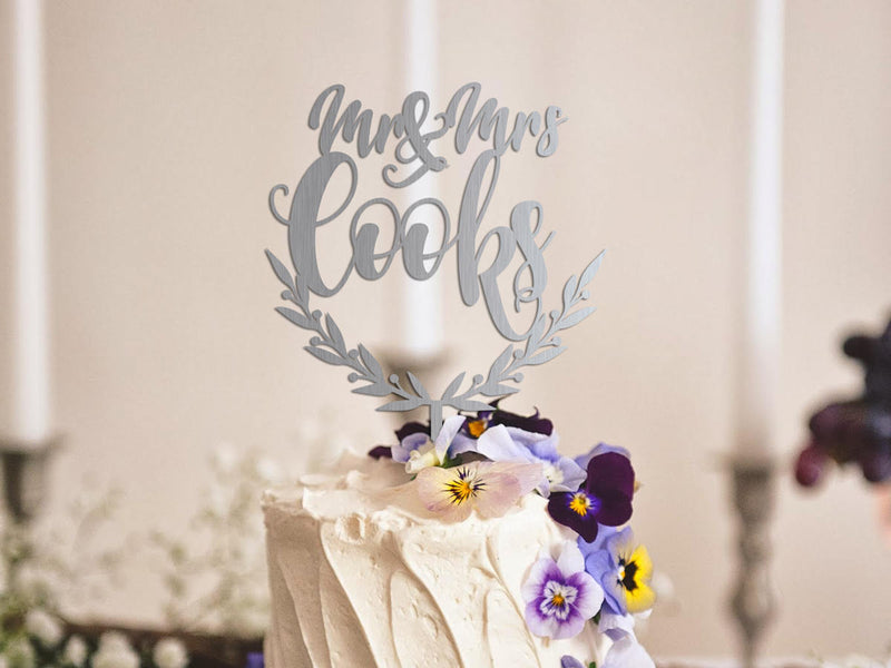Rustic wedding cake topper - Mr and Mrs modern topper