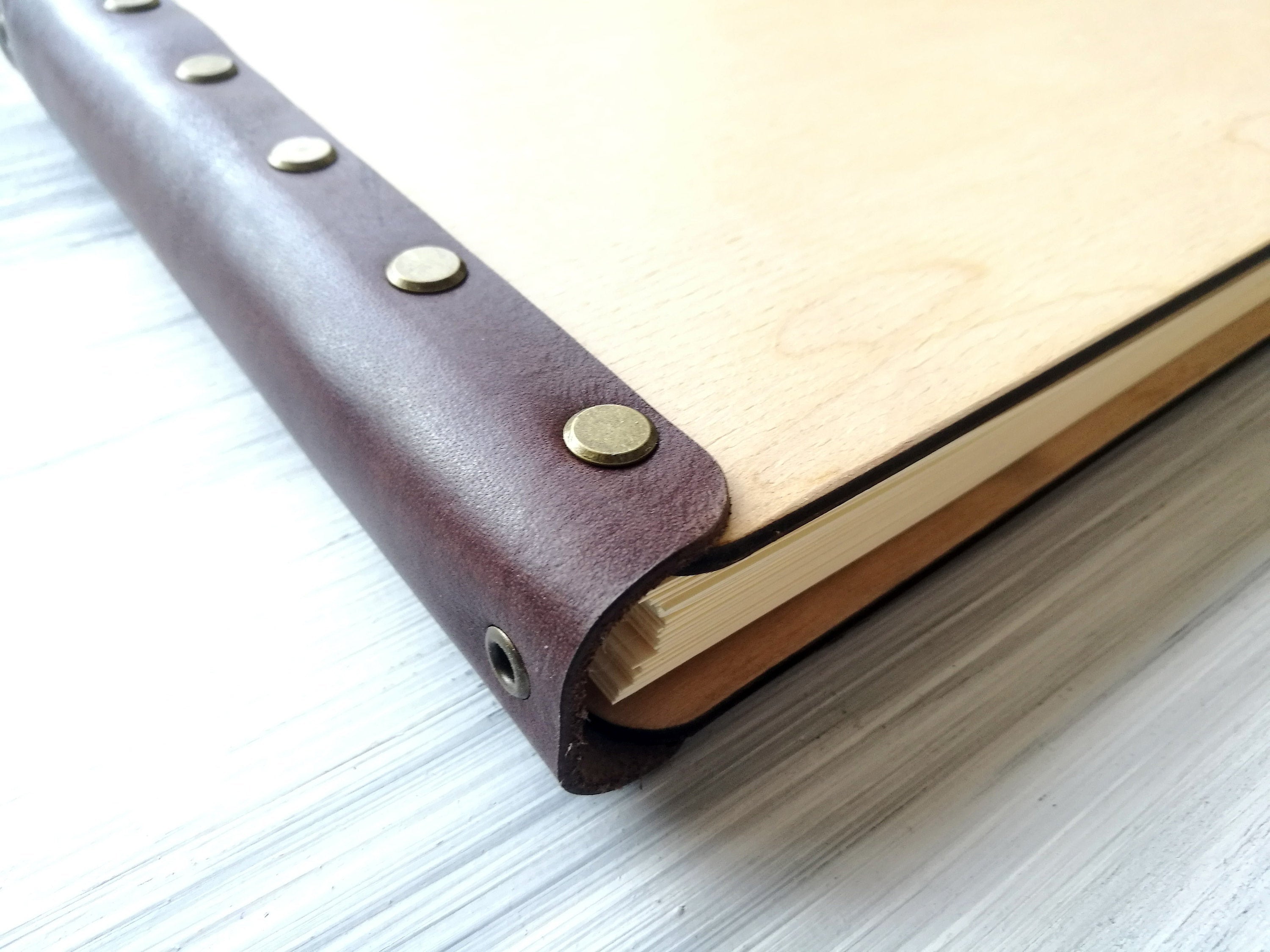 Personalized Leather Photo Album - Mom Birthday Gift