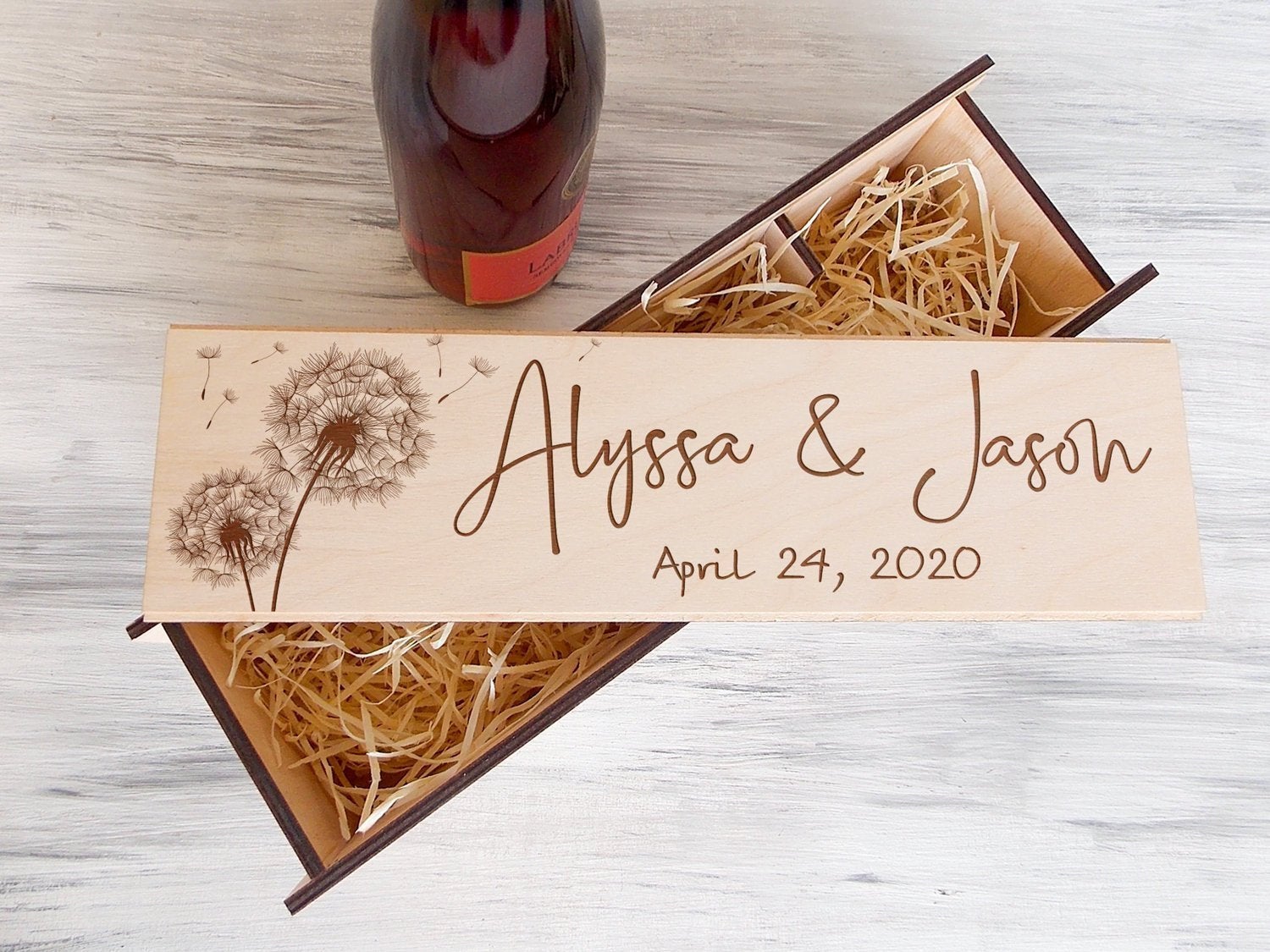 Personalized Anniversary Wine Box - Dandelion Gift for Wine Lover