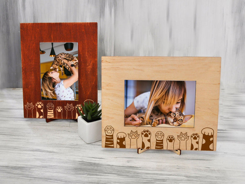 Personalized Photo Frame with Paw Print
