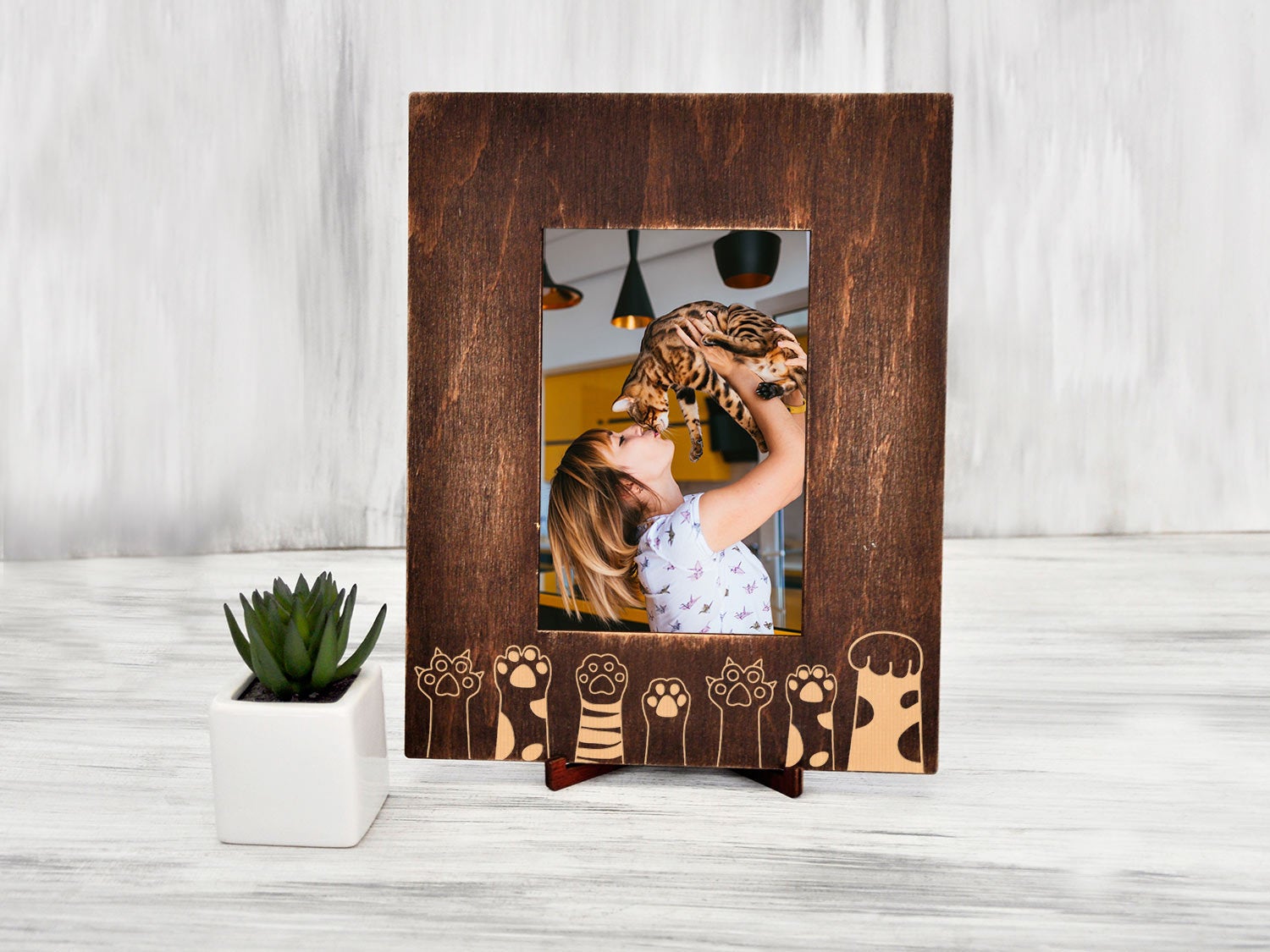 Personalized Photo Frame with Paw Print