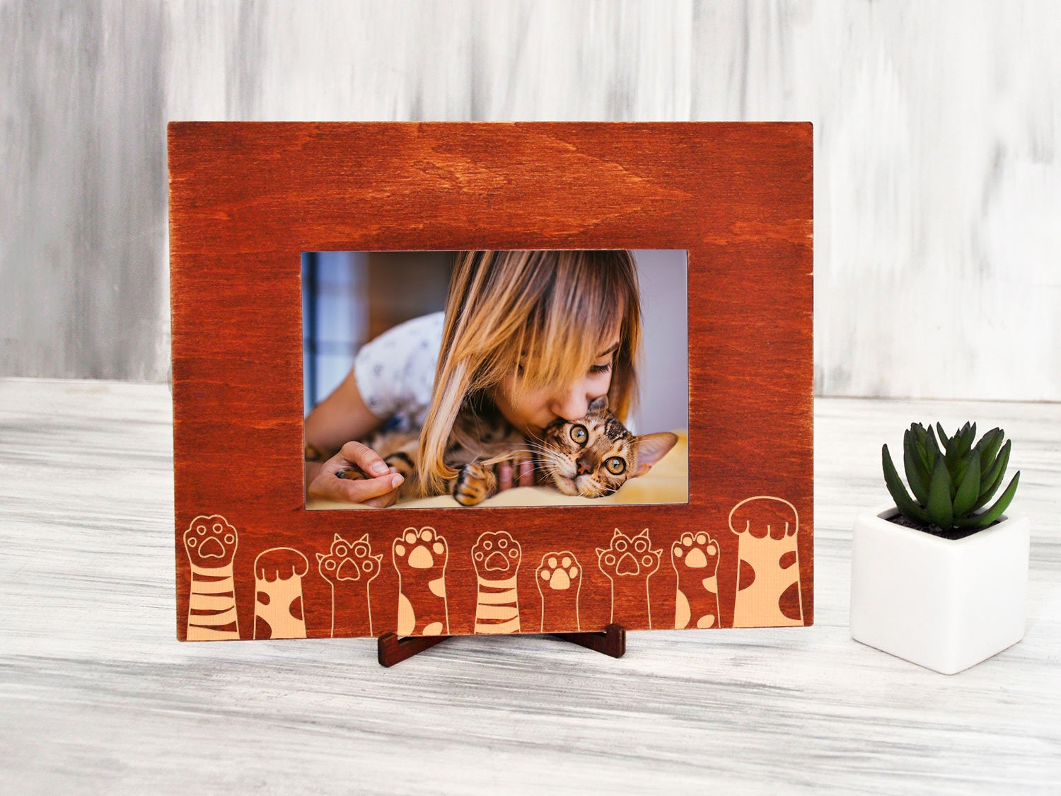 Personalized Photo Frame with Paw Print