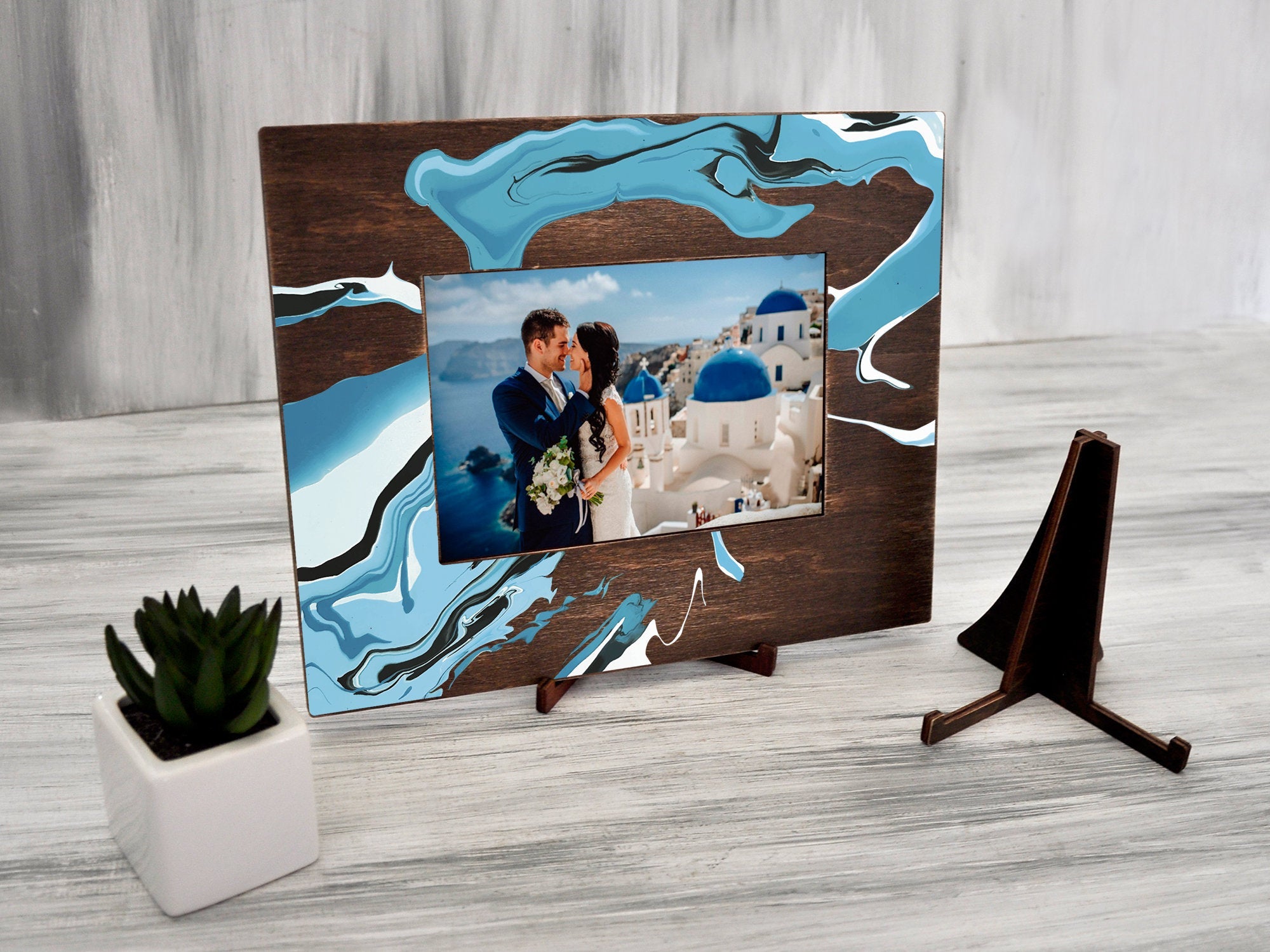 Wedding Photo Frame with Abstract Painting in Sea Style