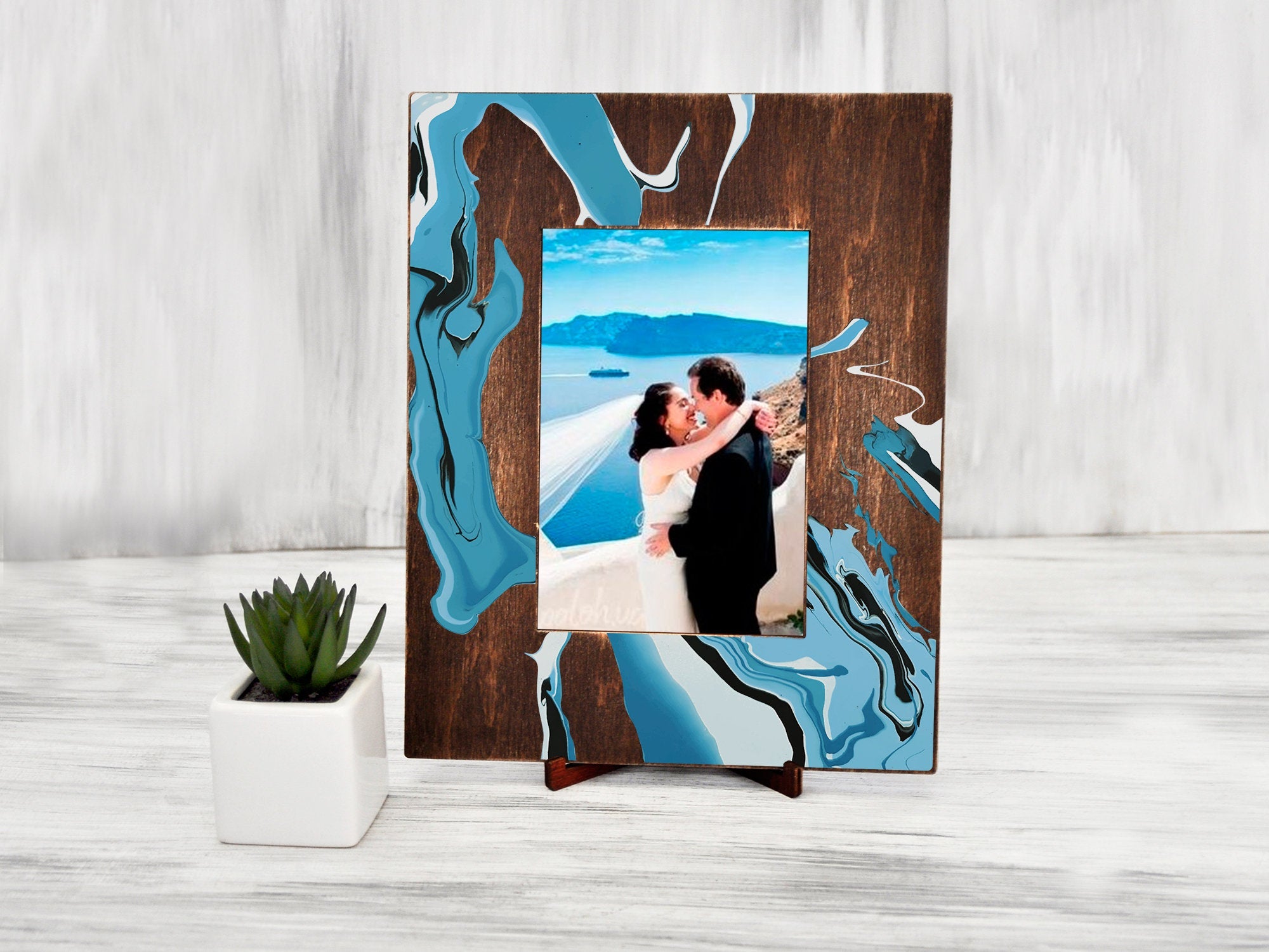 Wedding Photo Frame with Abstract Painting in Sea Style