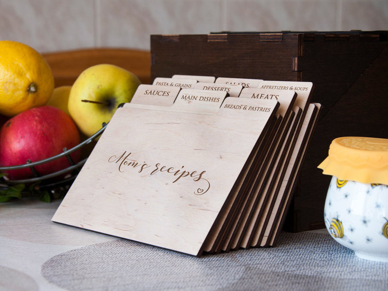 Wooden Recipe Box - Personalized Recipe Card Box for Moms Birthday –  WoodPresentStudio
