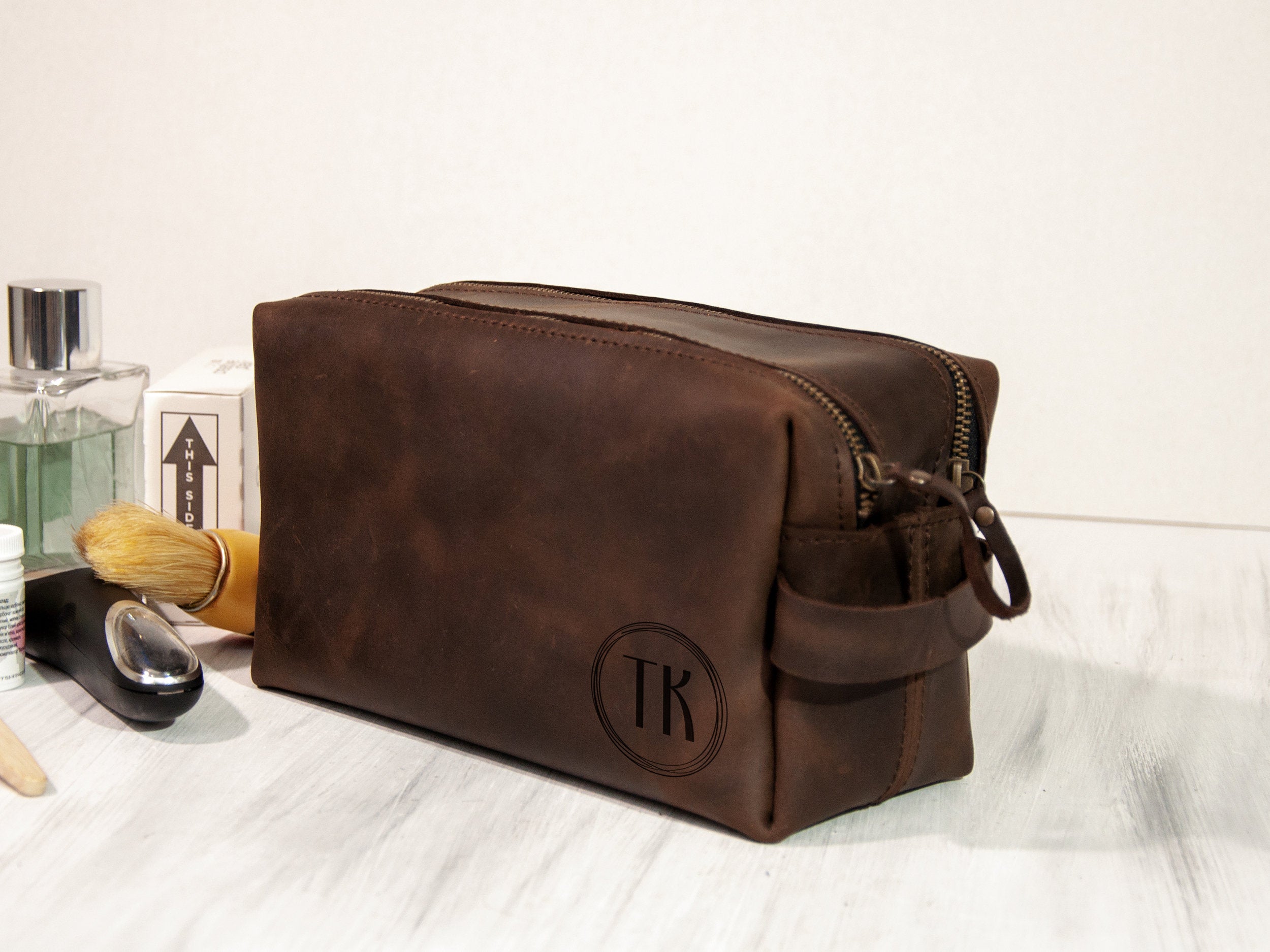 XL Personalized Leather Toiletry bag - Christmas Gift for Boyfriend
