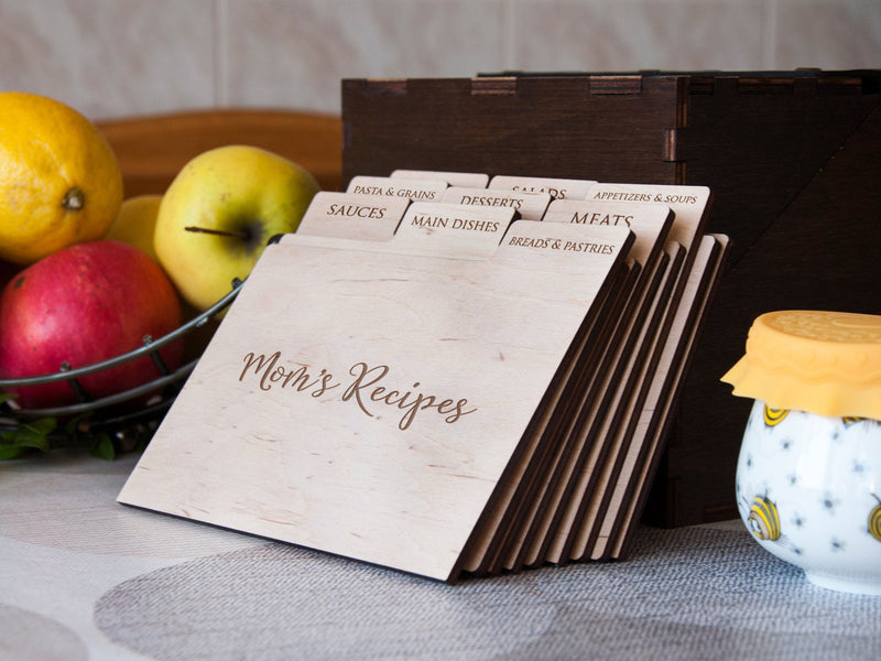 Personalized Recipe Box with Wooden Dividers - Wood Kitchen Decor - Gift for Mom