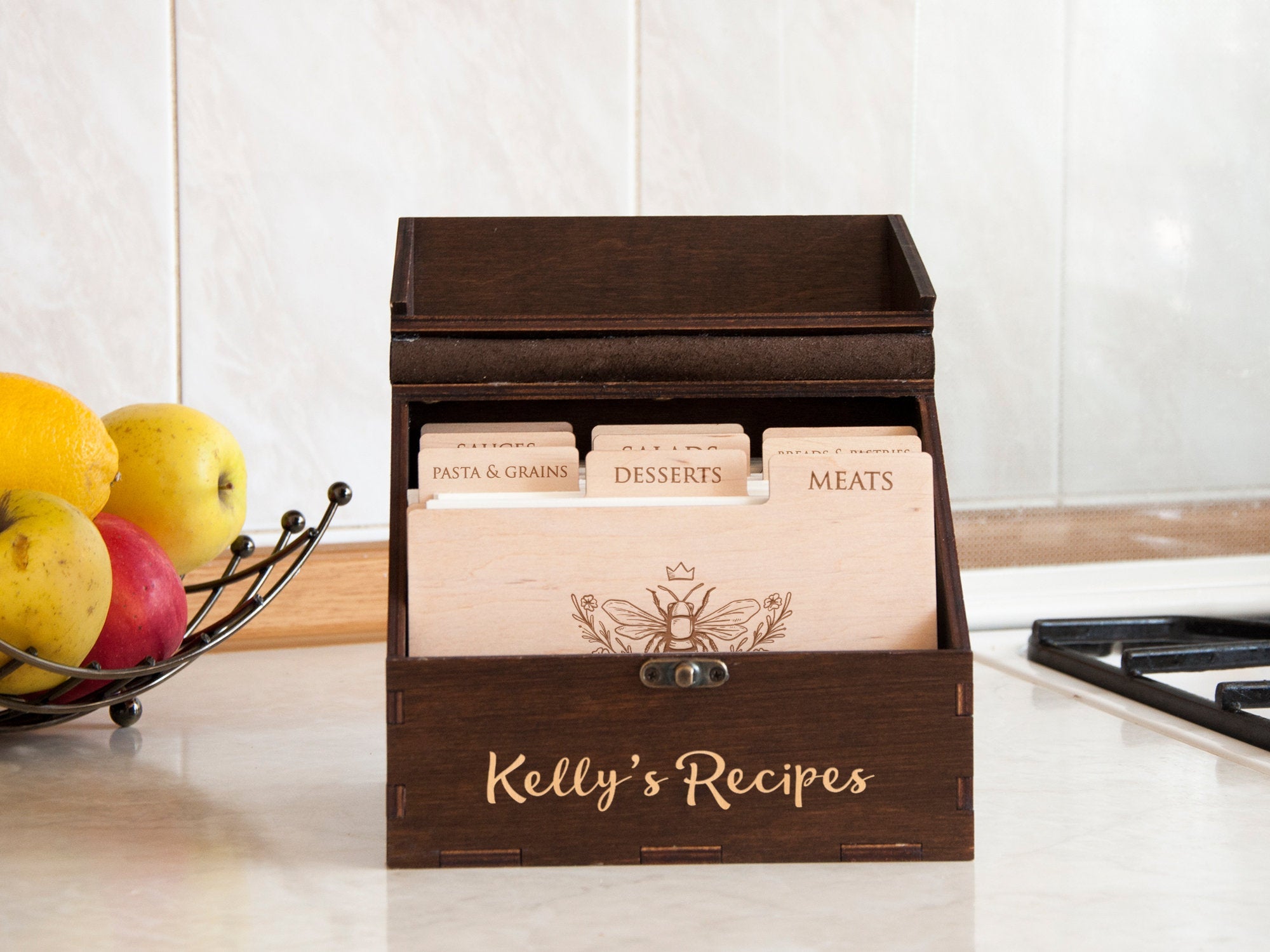 Personalized Recipe Box with Dividers and Cards - Engraved Queen Bee Design Christmas Gift for Mom