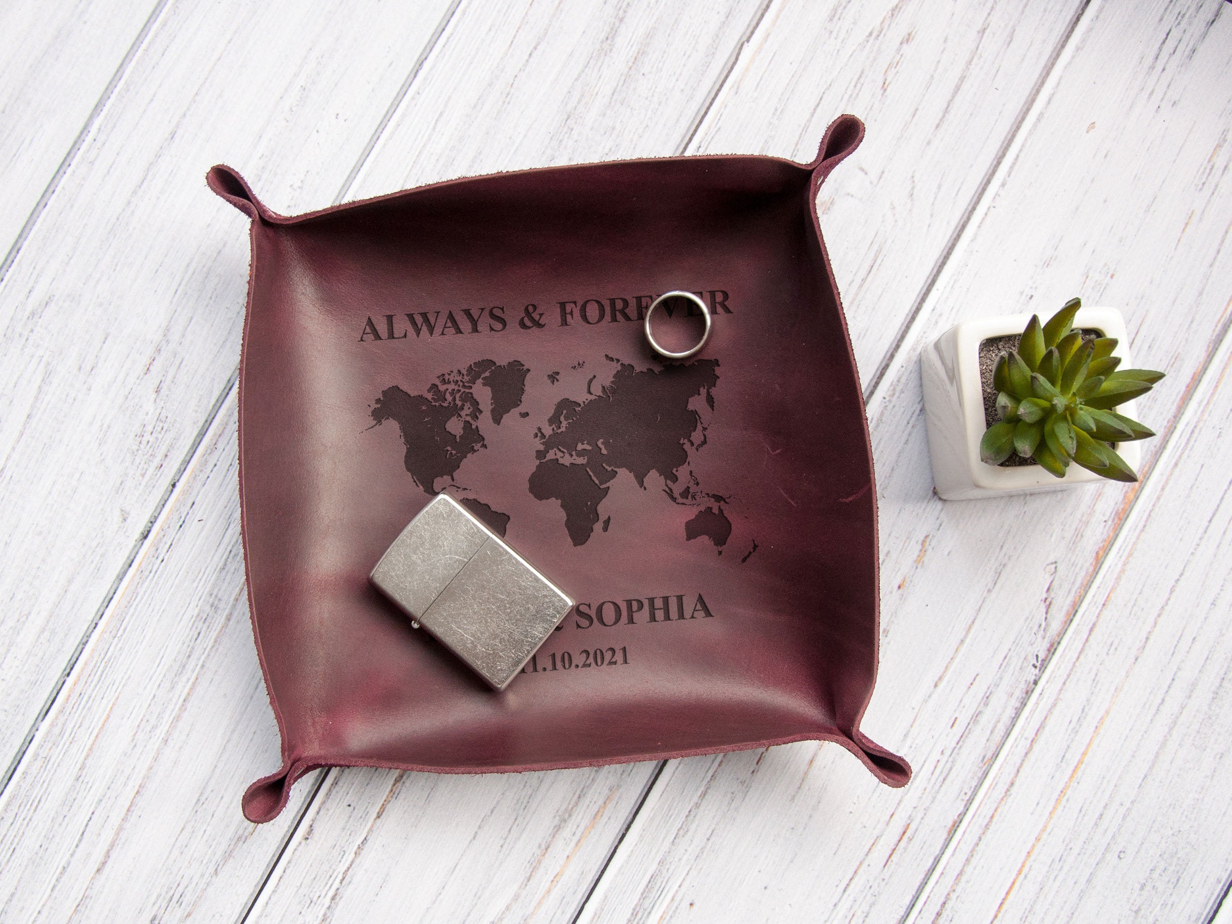 Custom Leather Valet Tray for Men - Anniversary Gift for Husband