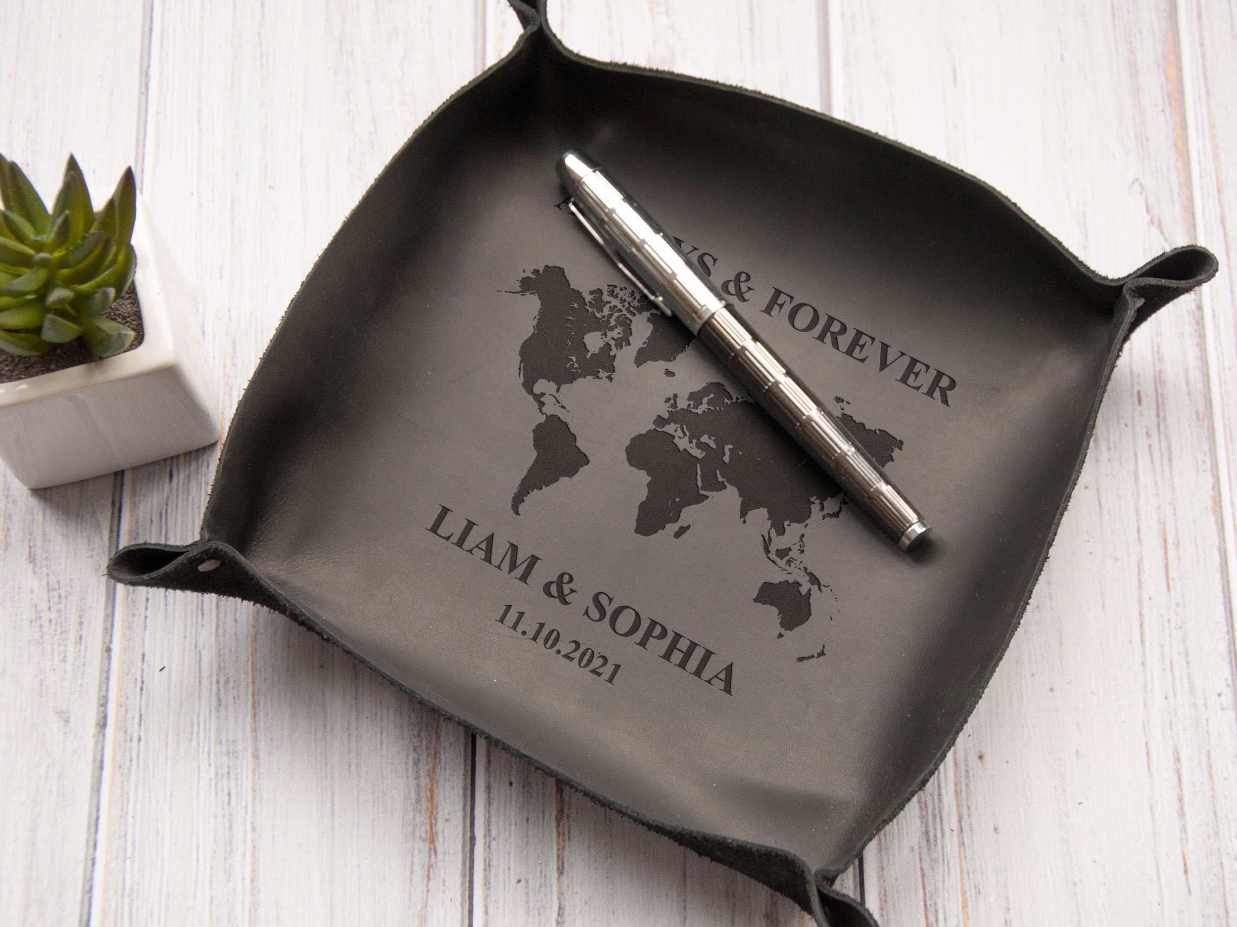 Custom Leather Valet Tray for Men - Anniversary Gift for Husband